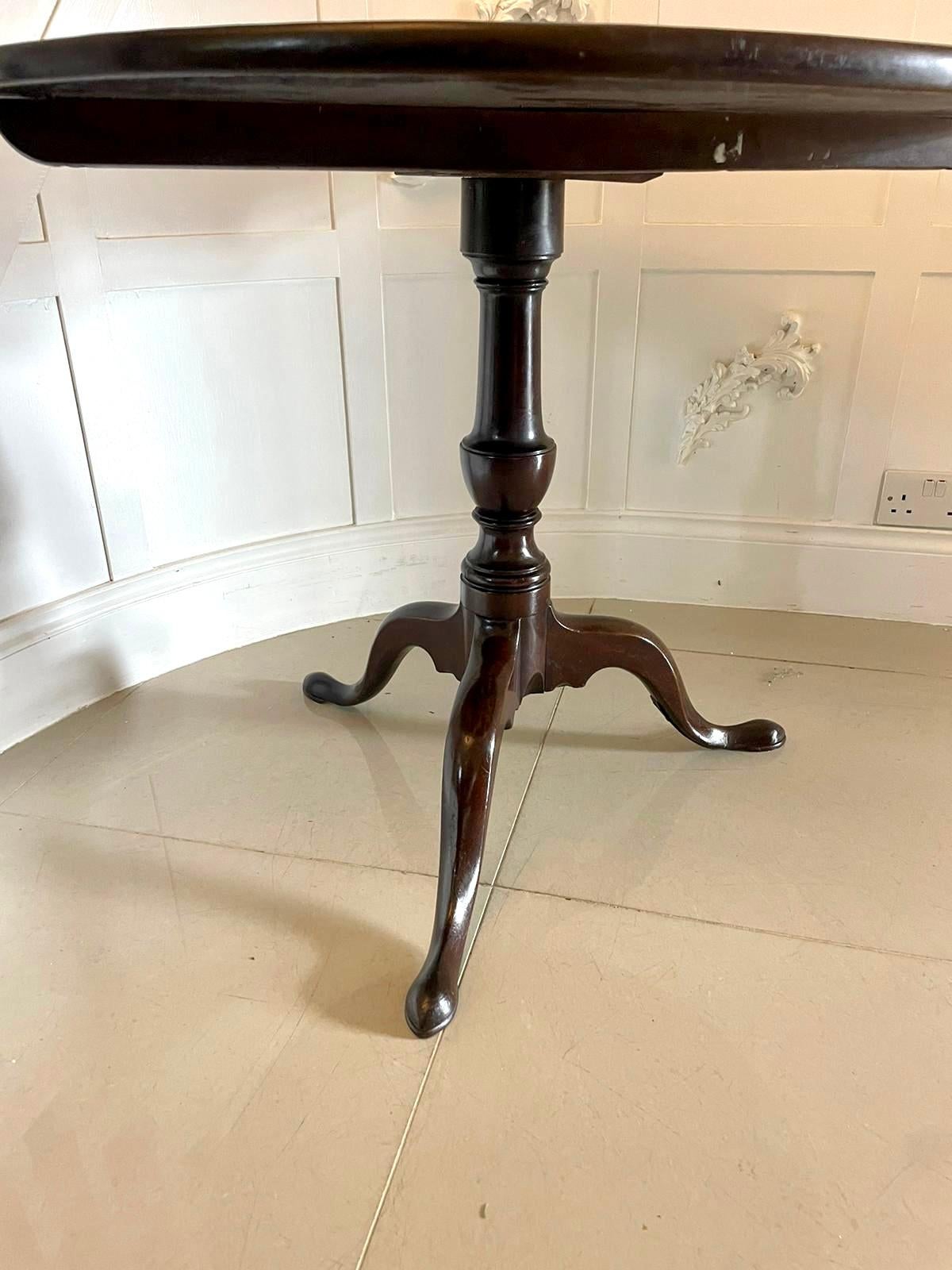 Large Antique George III Quality Mahogany Tripod Table  For Sale 3