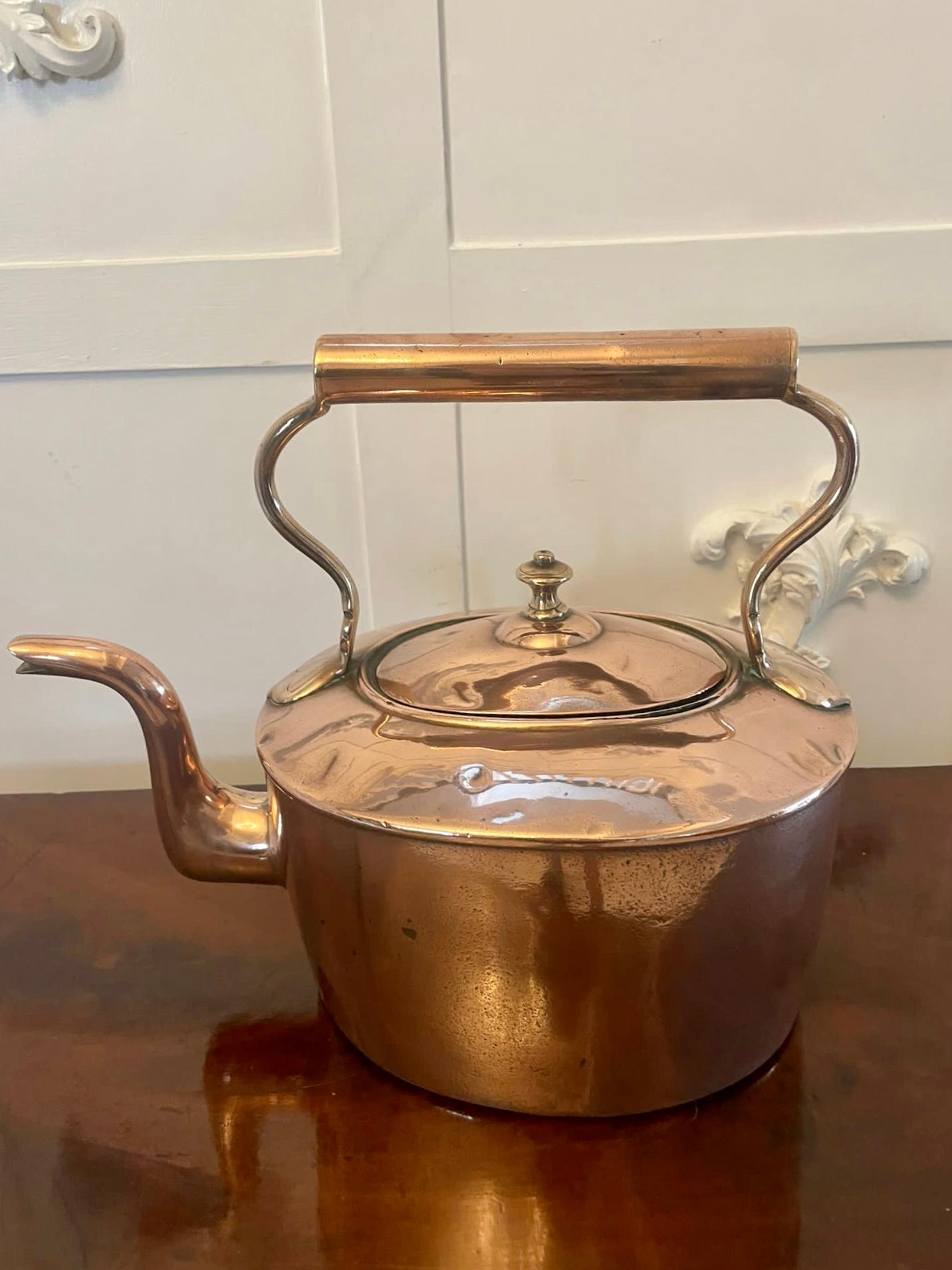 Large antique George III quality oval shaped copper kettle with a shaped handle, spout and lift off lid


We stock a large selection of copper kettles of all sizes, please ask for further information


Dimensions:
30 cm x 34 cm x 21 cm


Dated 1800 
