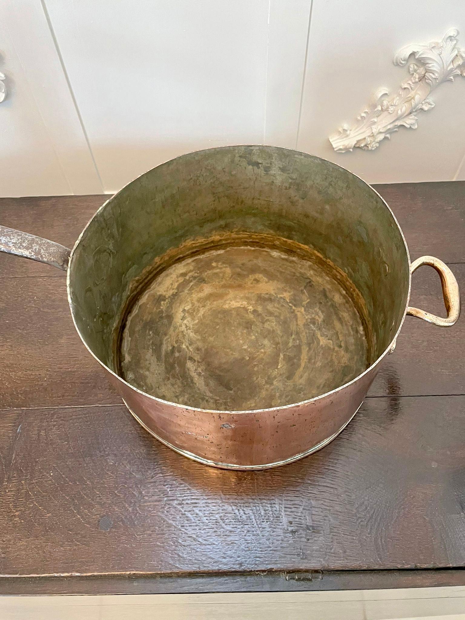 Große große antike George III Qualität Kupfer Saucepan gestempelt Lippenstifte im Angebot 4