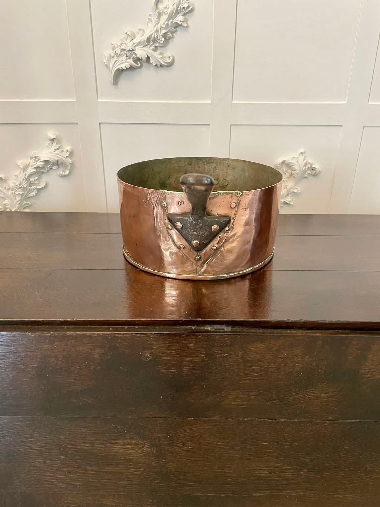 Große große antike George III Qualität Kupfer Saucepan gestempelt Lippenstifte (George III.) im Angebot