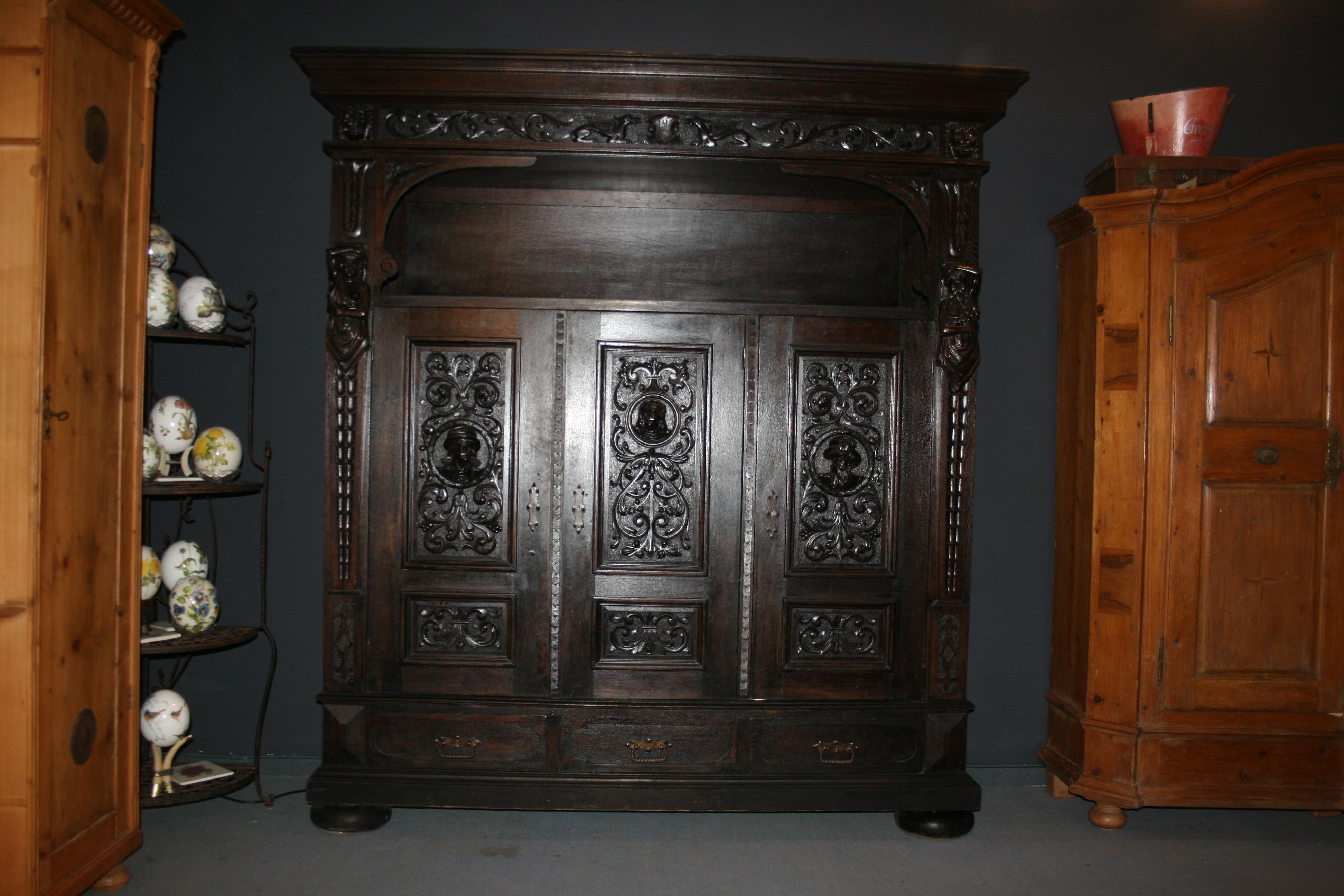 Large Antique German Historicism Oak Cupboard, circa 1880 11