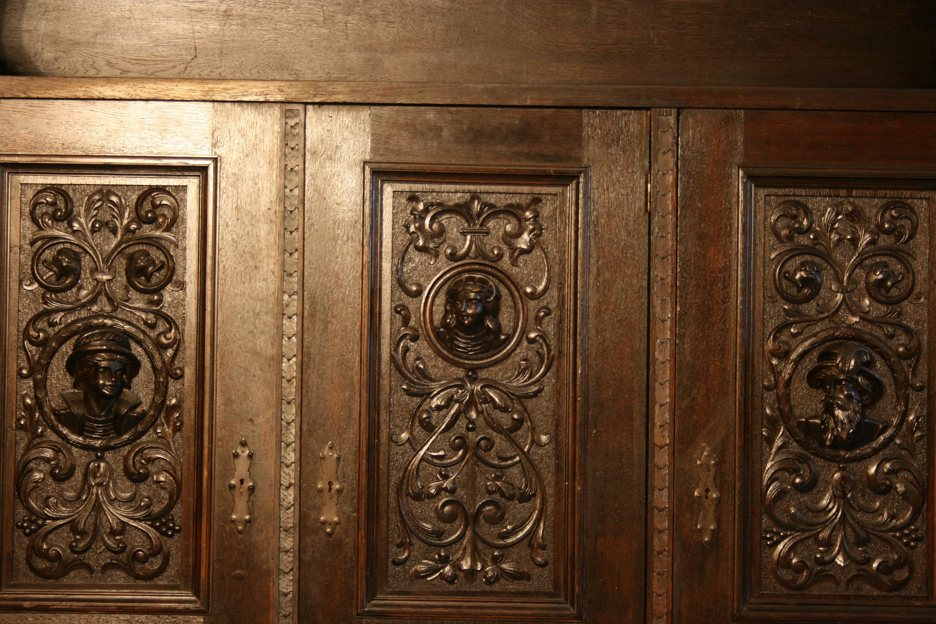 Large Antique German Historicism Oak Cupboard, circa 1880 2