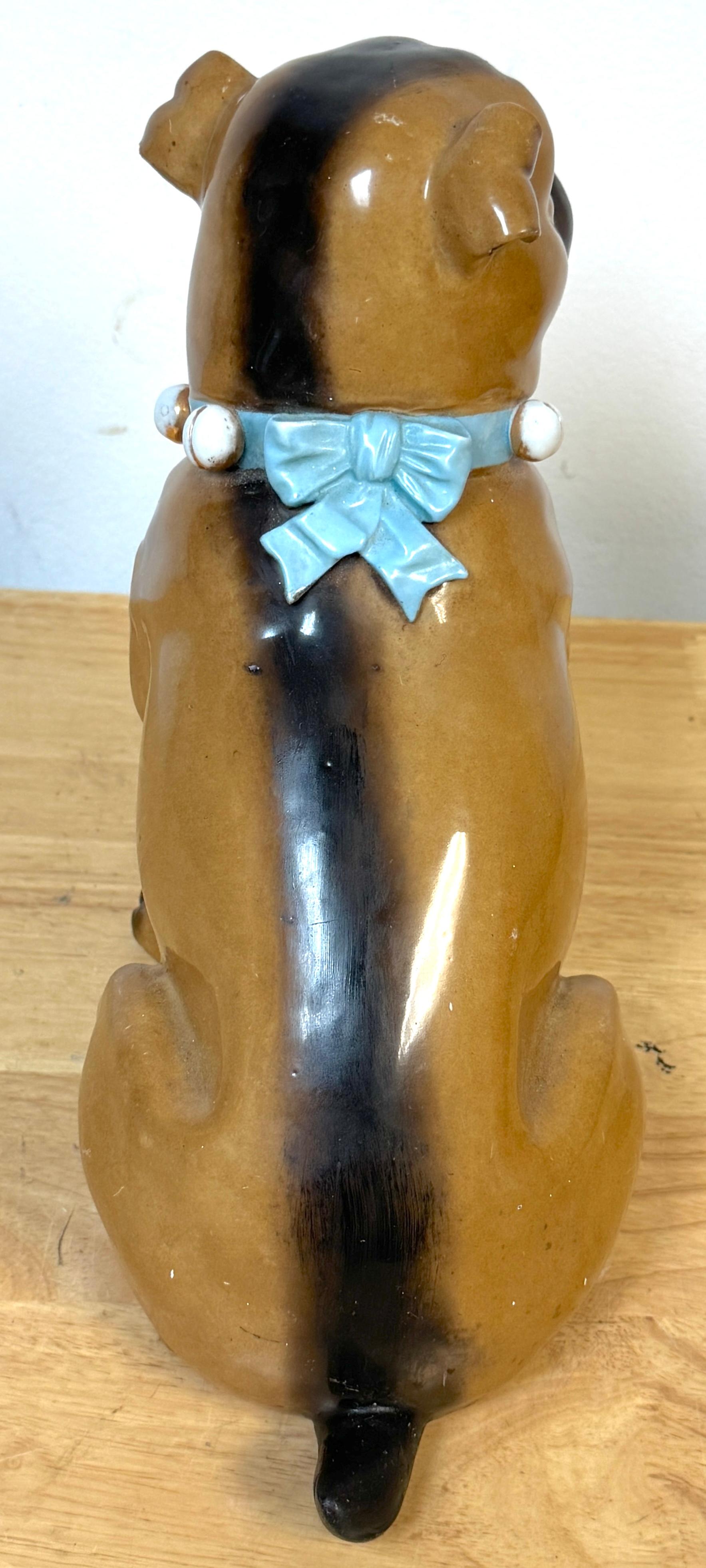 Large Antique German Seated Pug Dog Attributed to Dresden en venta 1
