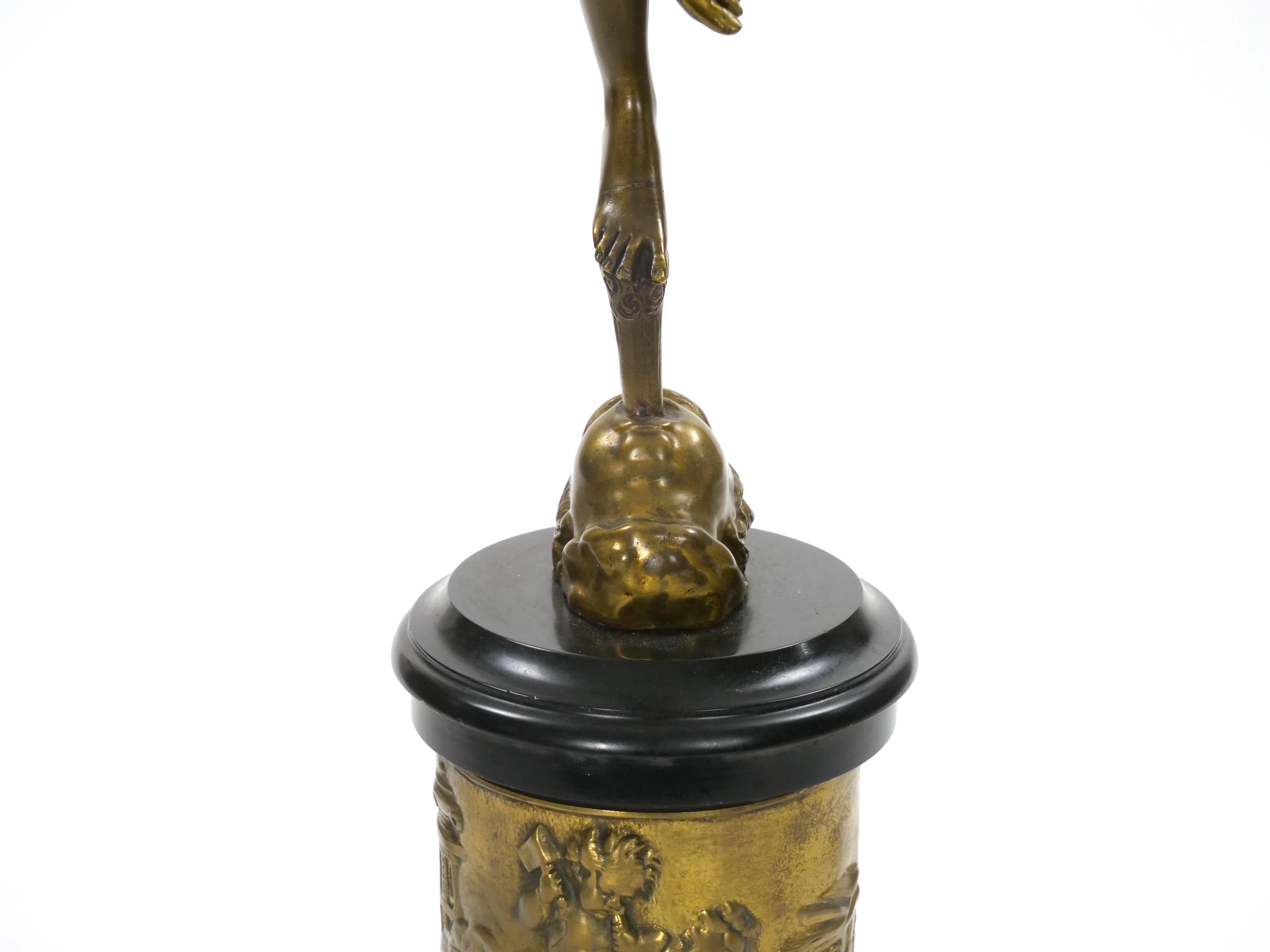 Gran escultura antigua de bronce dorado/ Diosa romana Fortuna, según Giambologna siglo XIX en venta