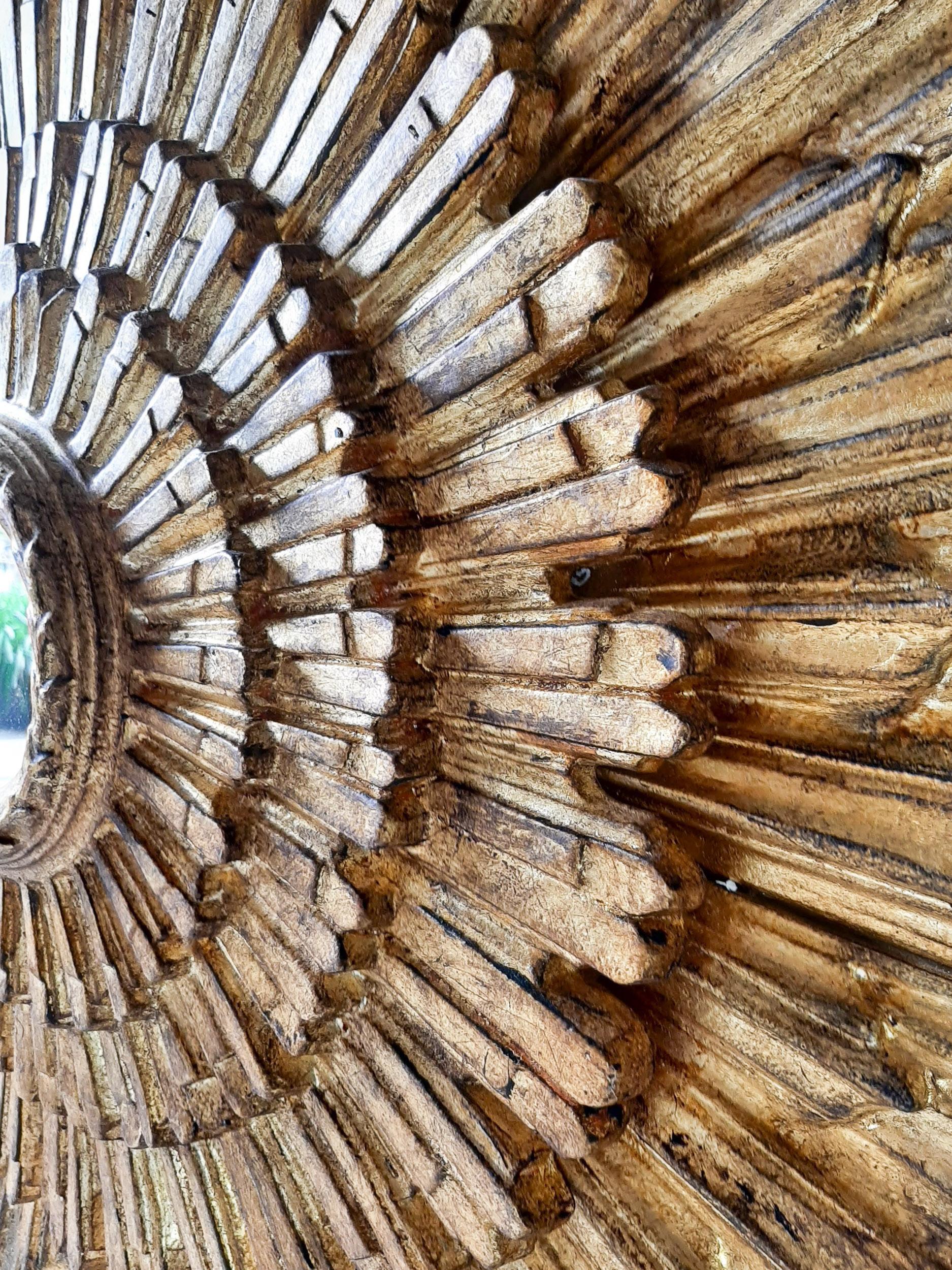 Large Antique Gold Patinated Sunburst Mirror In Good Condition In Baambrugge, NL