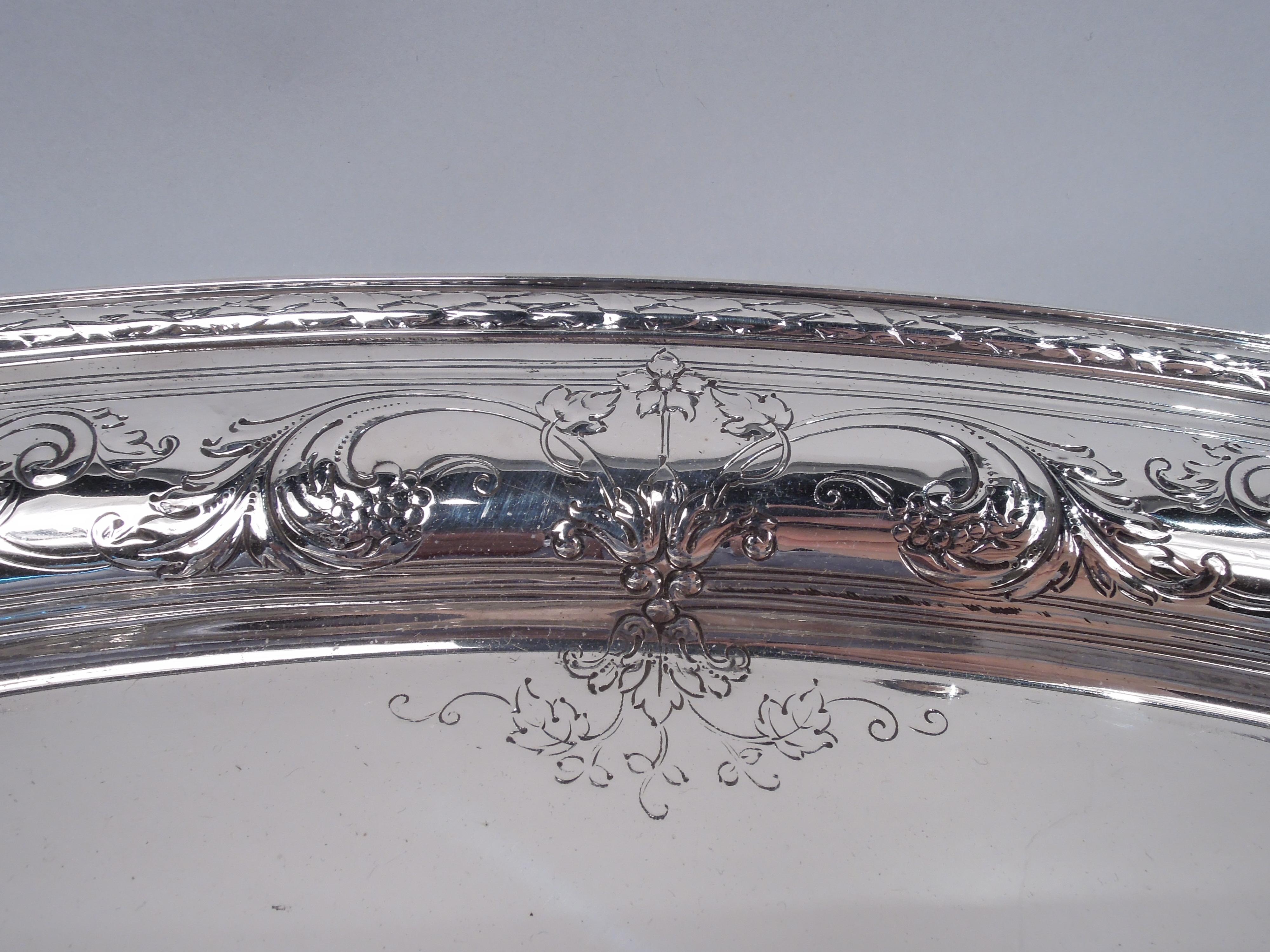 Large Antique Gorham Maintenon Sterling Silver Tray, 1923 In Good Condition For Sale In New York, NY