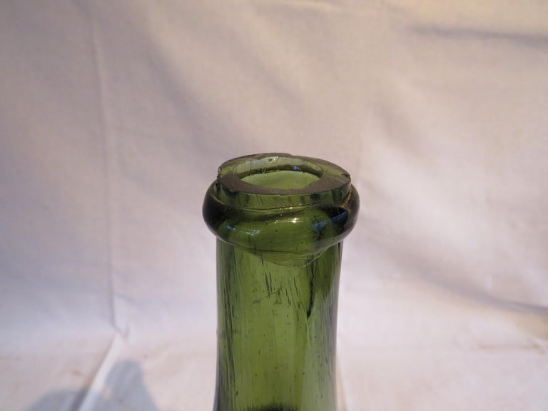 Large Antique Green Glass Bottle In Fair Condition For Sale In Nantucket, MA