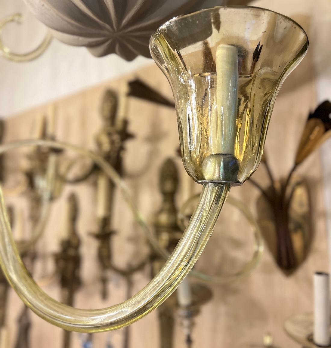 Grande lampadario di Murano verde antico In condizioni buone in vendita a New York, NY