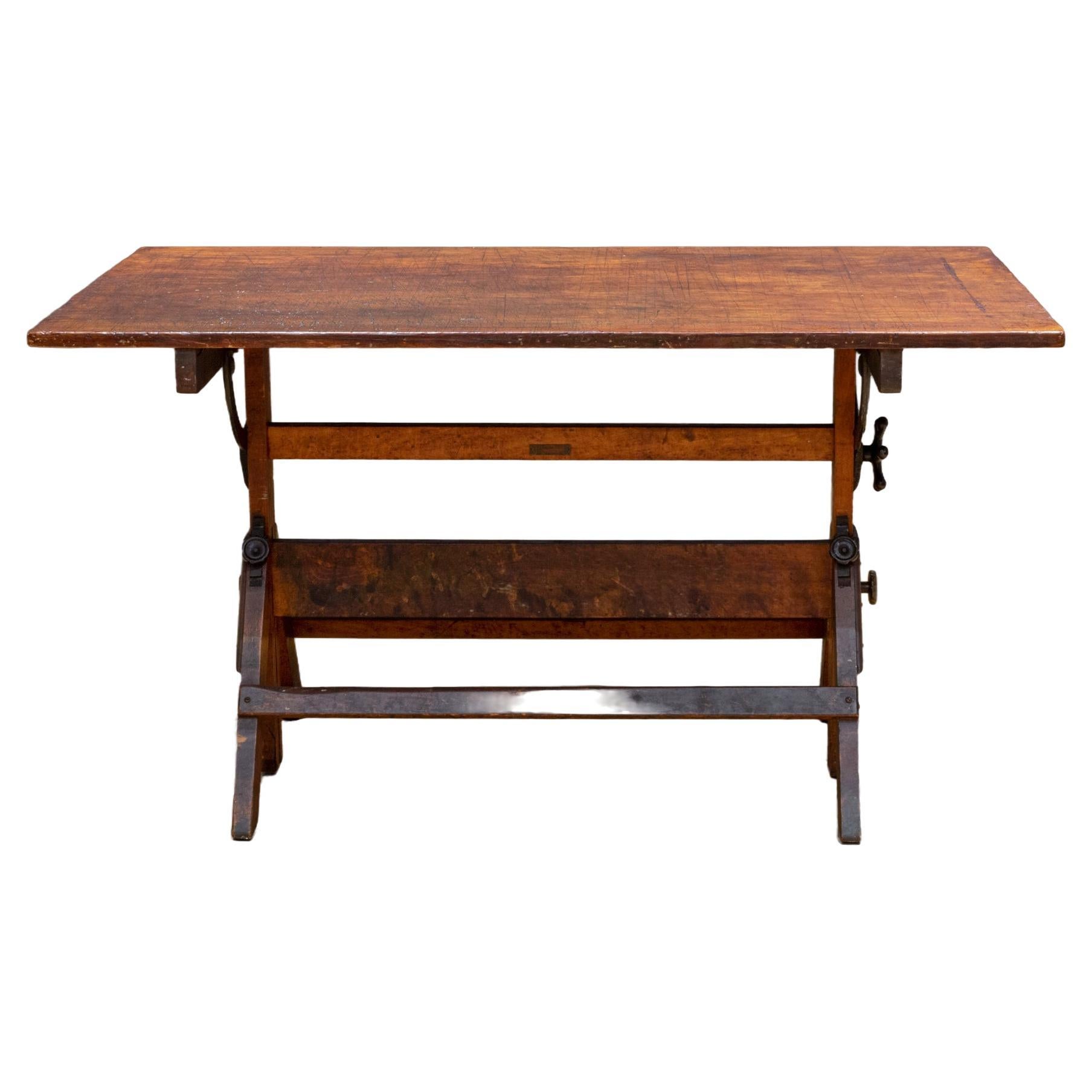 Großer antiker handgefertigter Tisch aus Hamilton-Holz und Gusseisen, um 1930