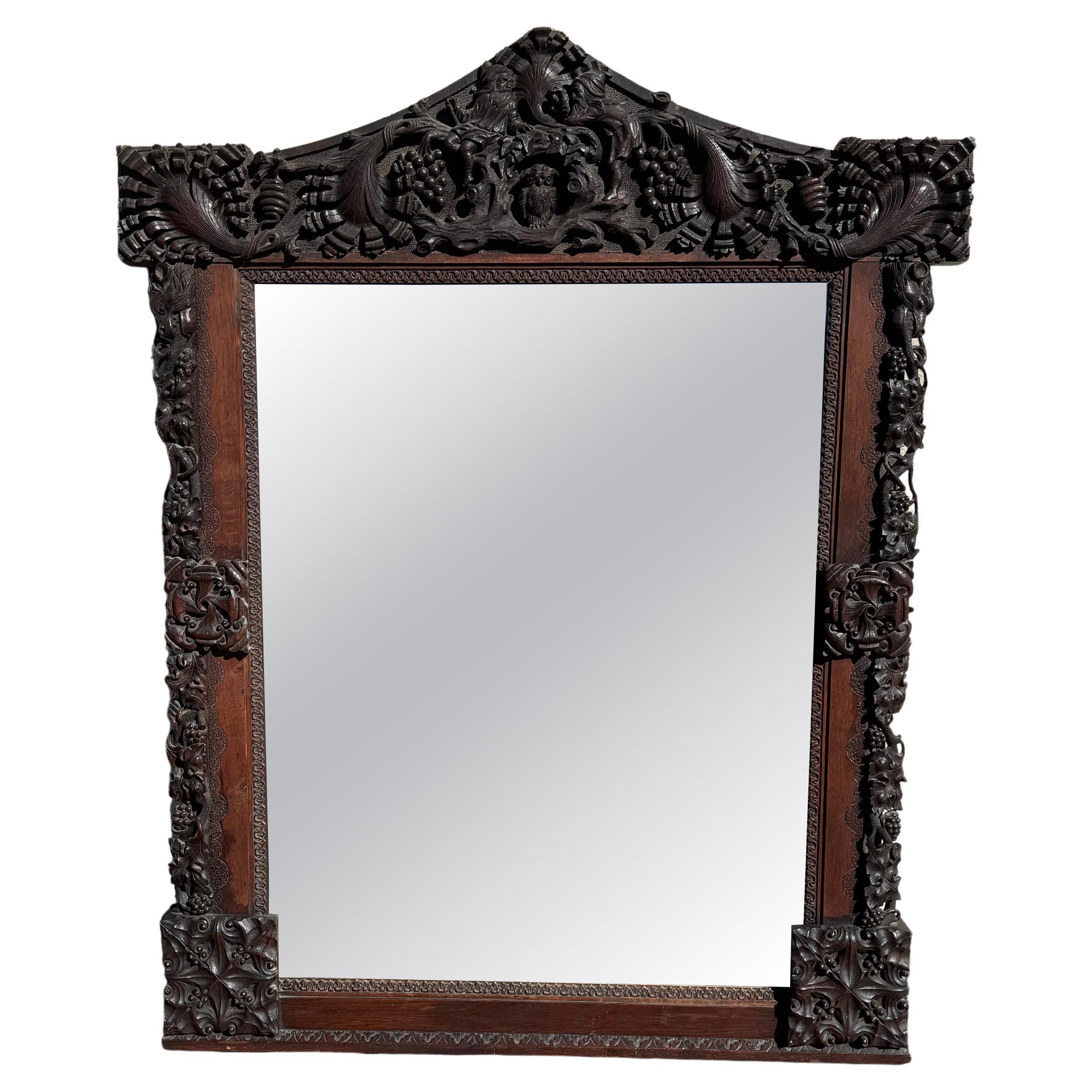 Grande specchio da parete figurativo in stile Black Forest in Oak Oak, intagliato a mano.
