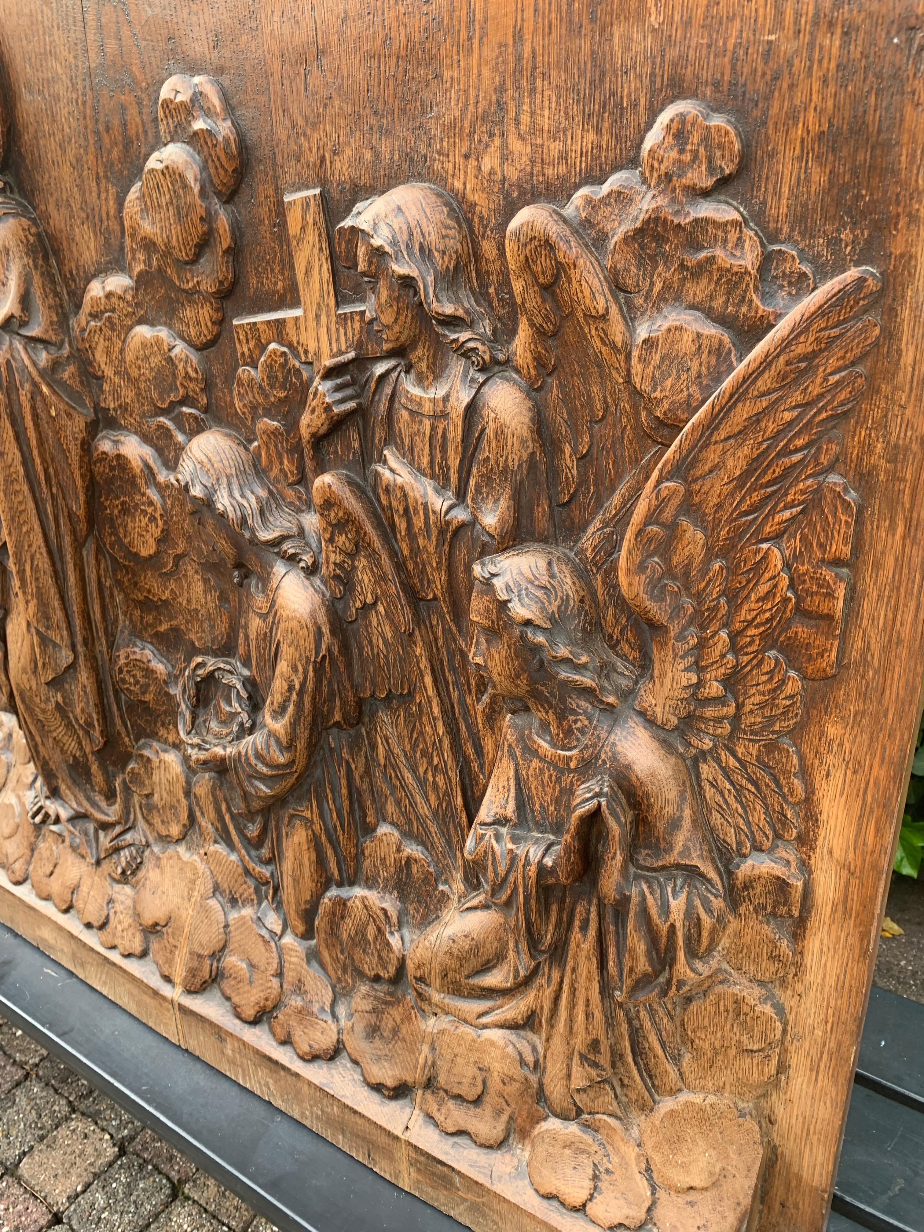 Große handgeschnitzte antike Skulptur der Apparition von Jesus an die St. Margaret Mary im Angebot 4