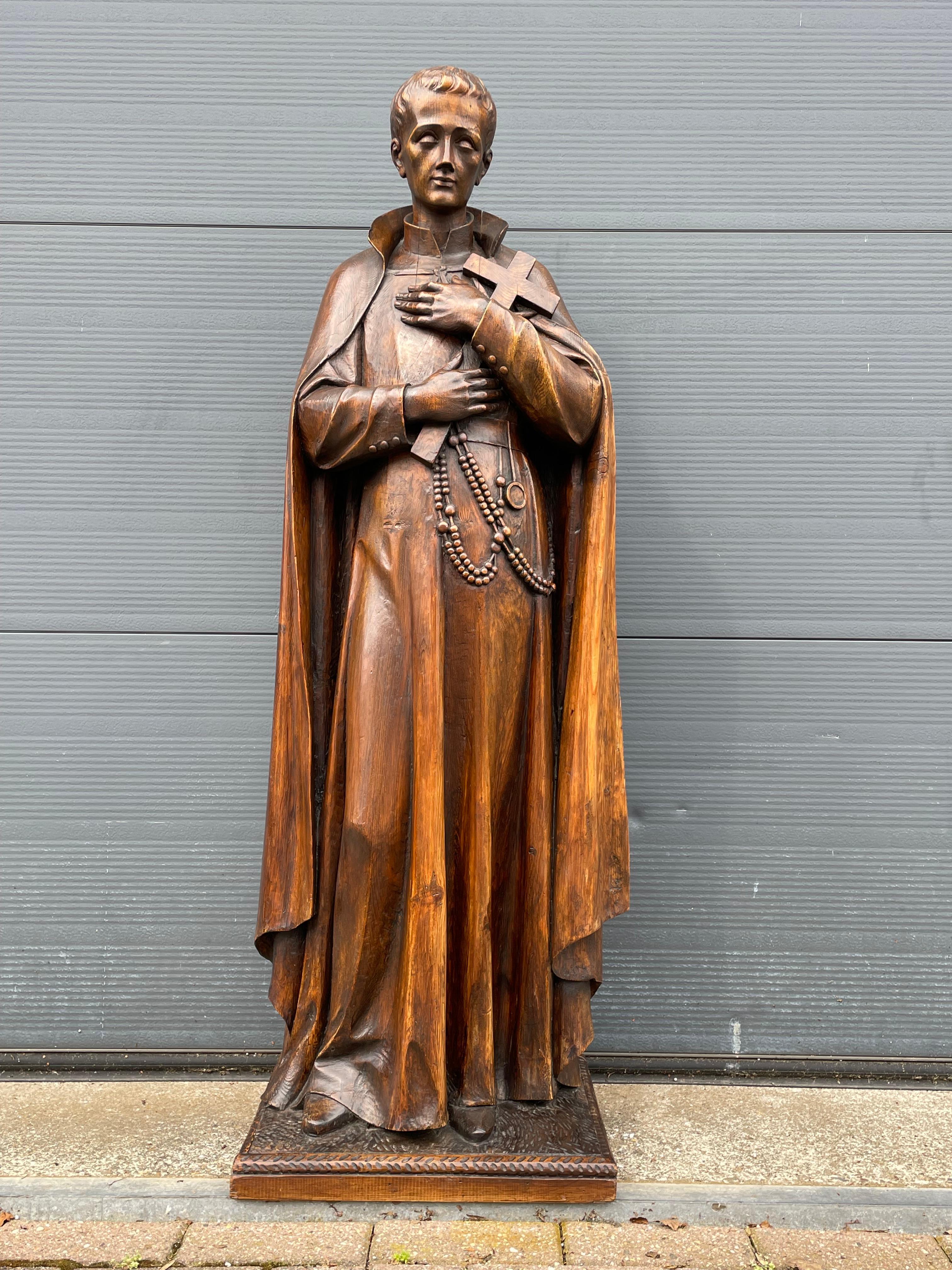 Einzigartige handgeschnitzte Kirchen- oder Klosterstatue des Heiligen und ehemaligen Laienbruders Gerard Majella.

Gerardo Maiella (6. April 1726 - 16. Oktober 1755) war ein italienischer Laienbruder der Kongregation des Erlösers, besser bekannt als