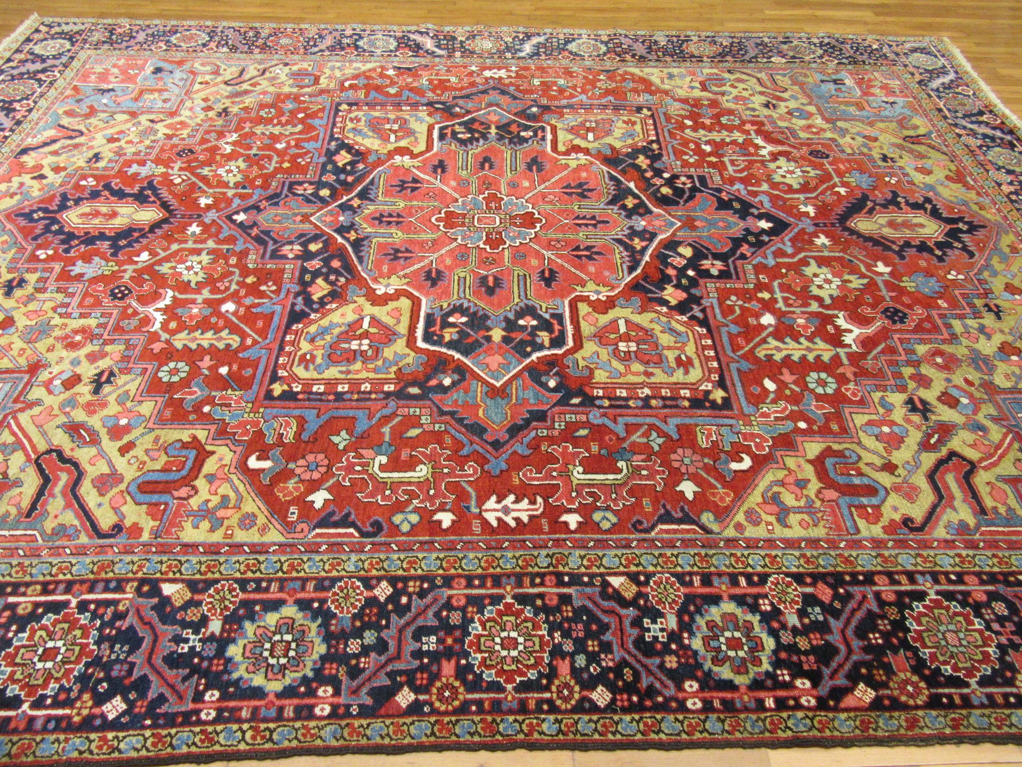 Large 10 x 13 Antique Hand Knotted Red wool Persian Heriz Rug For Sale 2