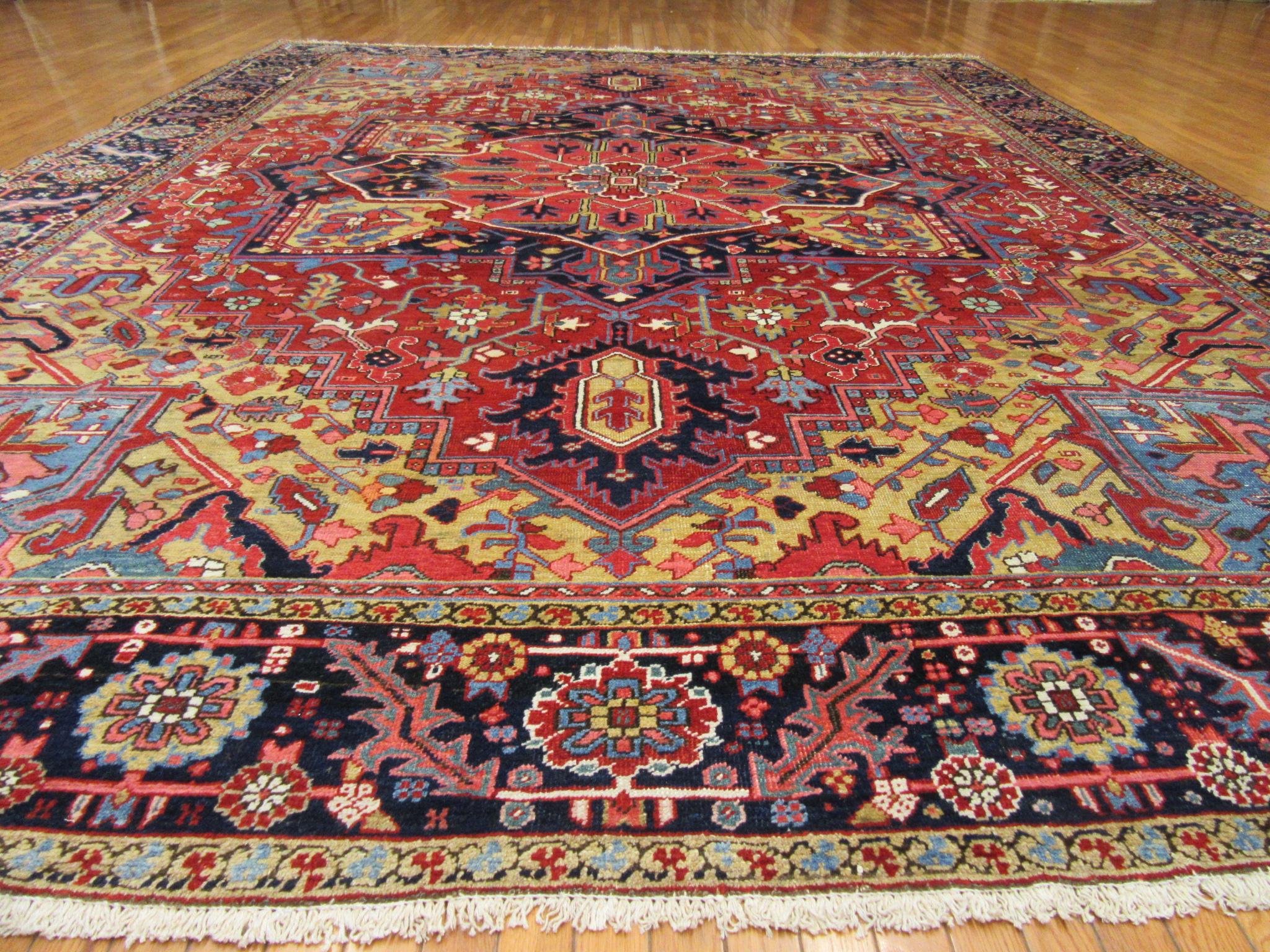 Large 10 x 13 Antique Hand Knotted Red wool Persian Heriz Rug For Sale 4
