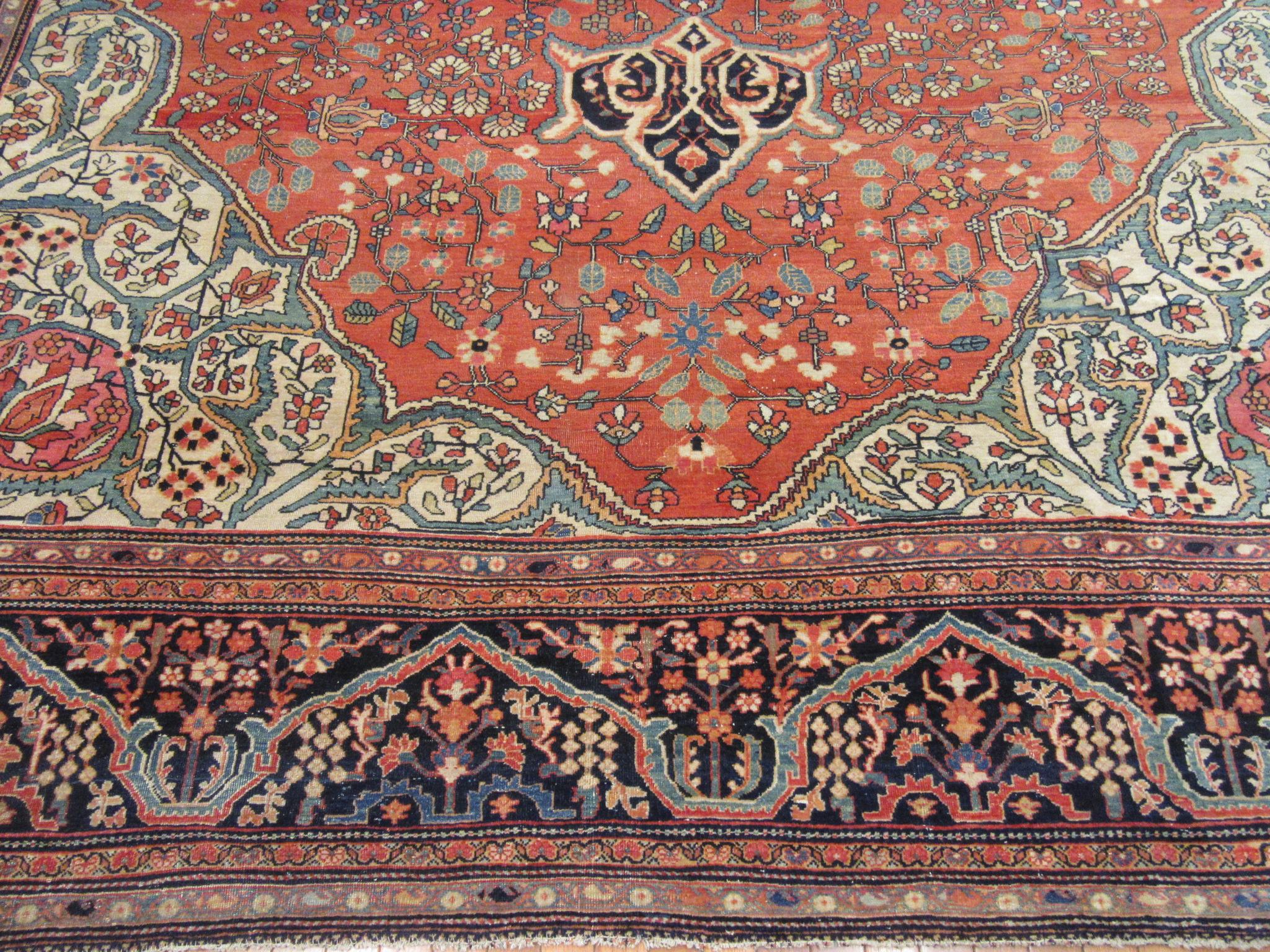 Large Antique Hand Knotted Persian Sarouk Farahan Rug In Good Condition For Sale In Atlanta, GA