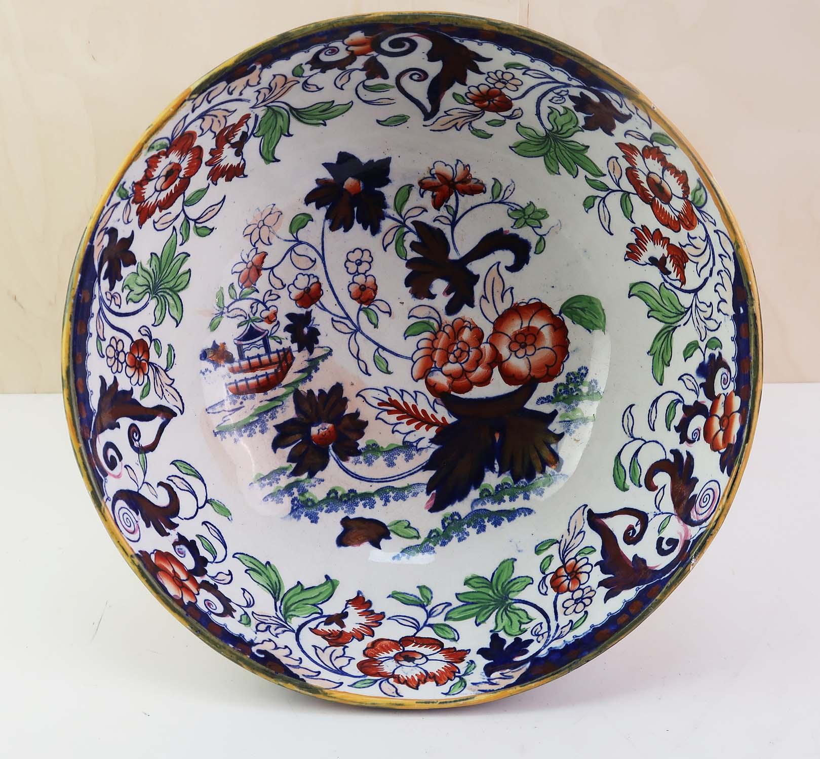 Japonisme Grand bol ancien en poterie de pierre de fer peinte à la main. A.C.C. C.1860 en vente