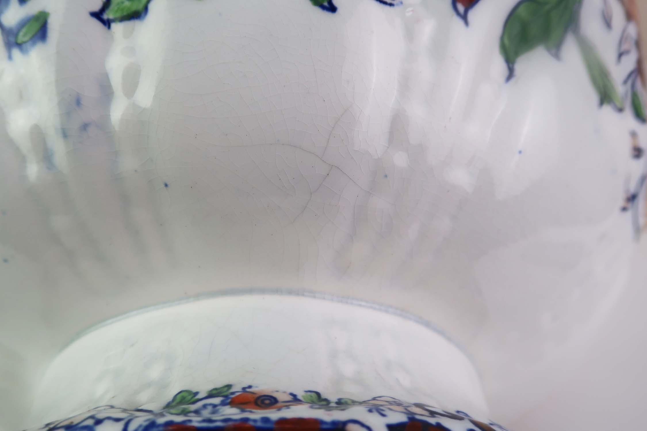 Poteries Grand bol ancien en poterie de pierre de fer peinte à la main. A.C.C. C.1860 en vente