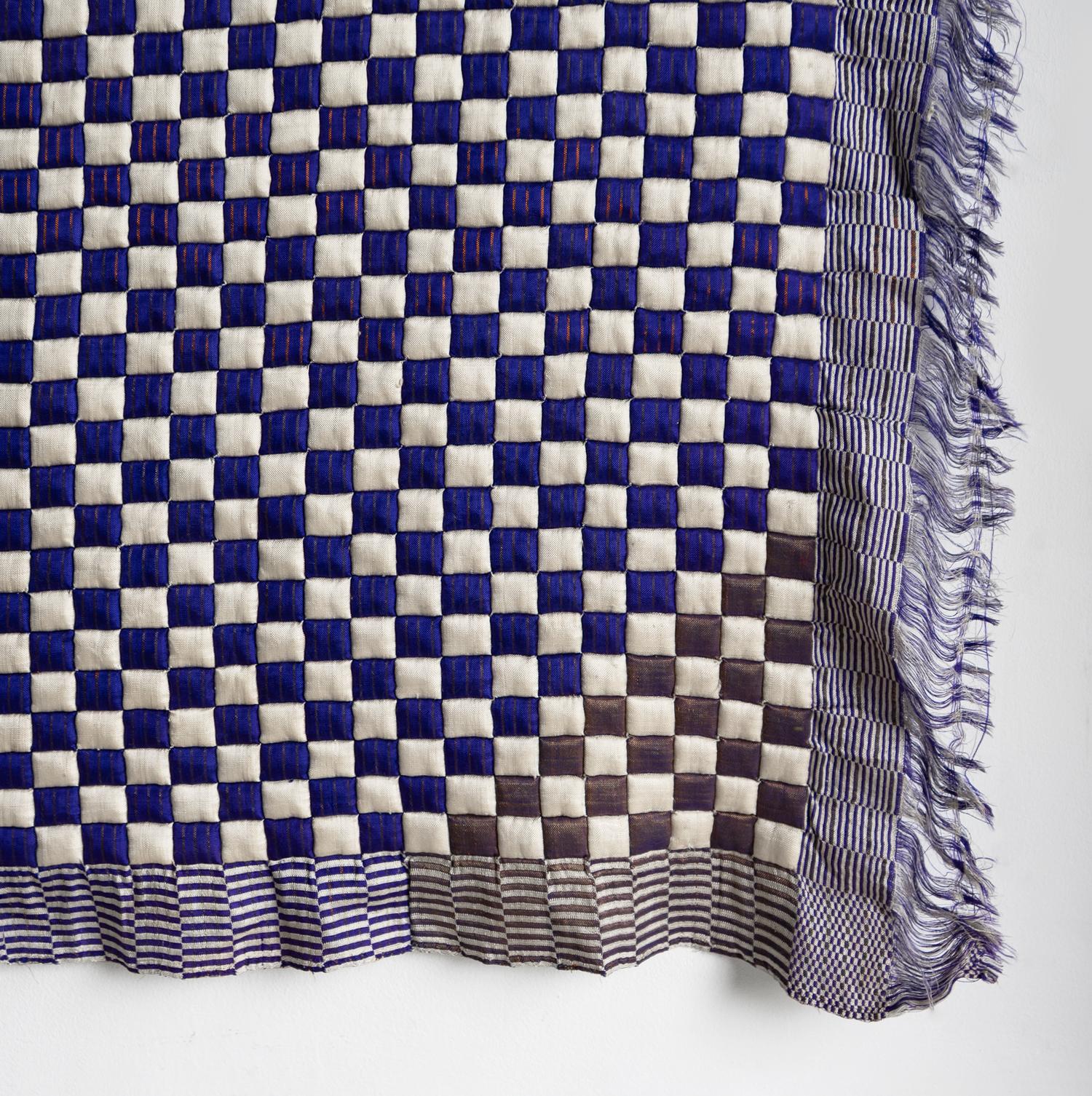 Grande courtepointe ancienne cousue à la main, design en damier, début du 20ème siècle en vente 8