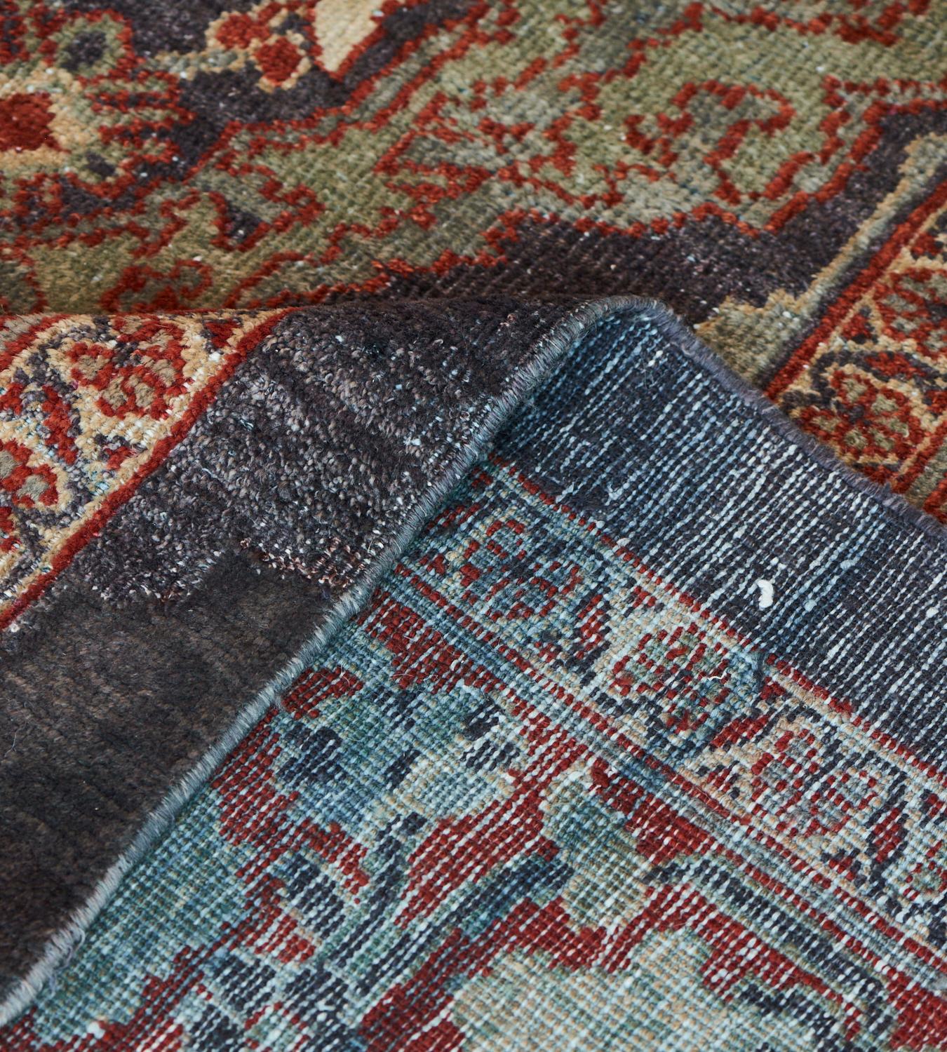 Großer antiker handgewebter persischer Sultanabad-Teppich im Zustand „Hervorragend“ im Angebot in West Hollywood, CA