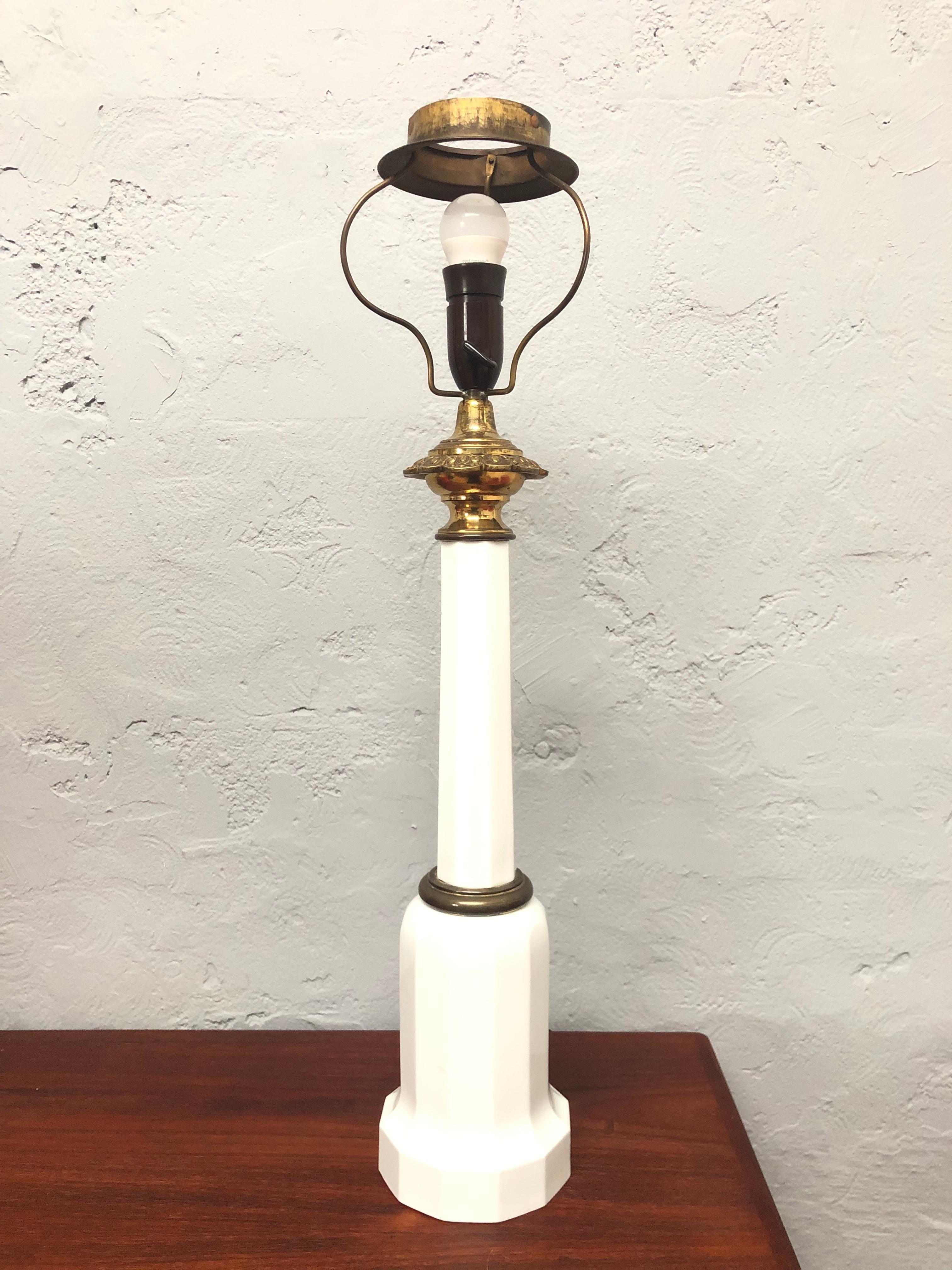 Danois Grande lampe de bureau ancienne à huile électrifiée en céramique Heiberg en vente