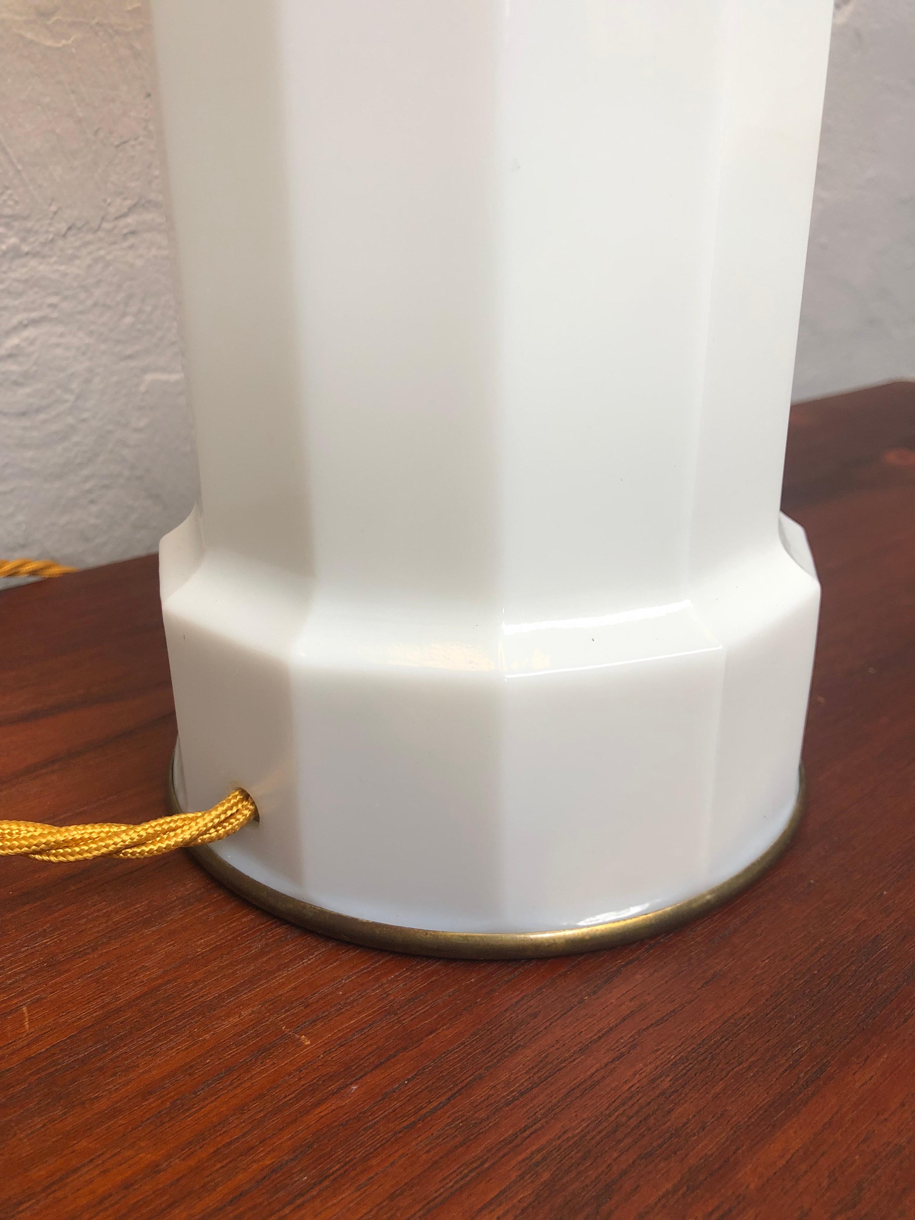 Art Deco Large Antique Heiberg Opaline Glass Table Lamp from the 1920s For Sale