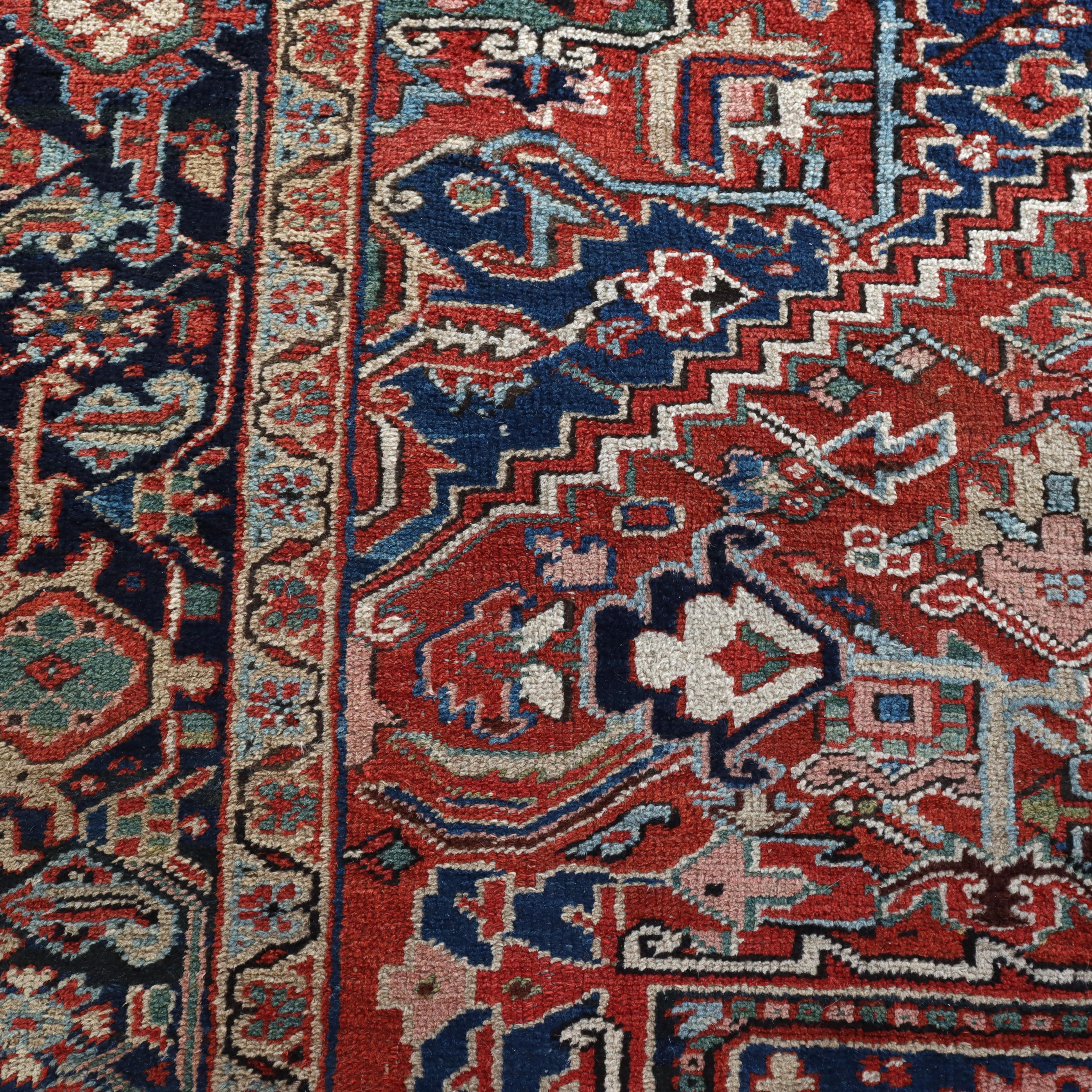 Grand Tapis Oriental Persan Heriz ancien non signé C1920 en vente 5