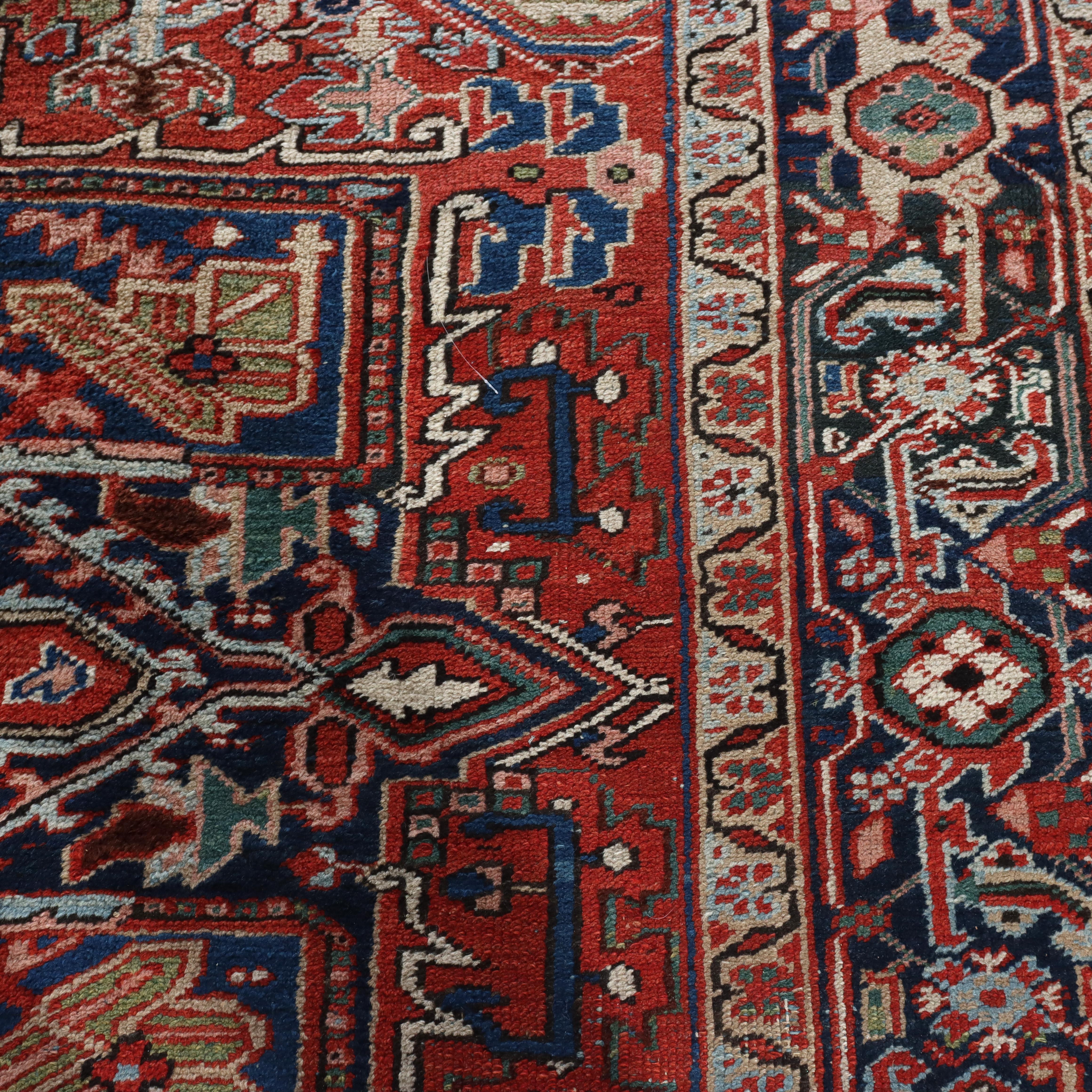 Grand Tapis Oriental Persan Heriz ancien non signé C1920 en vente 3