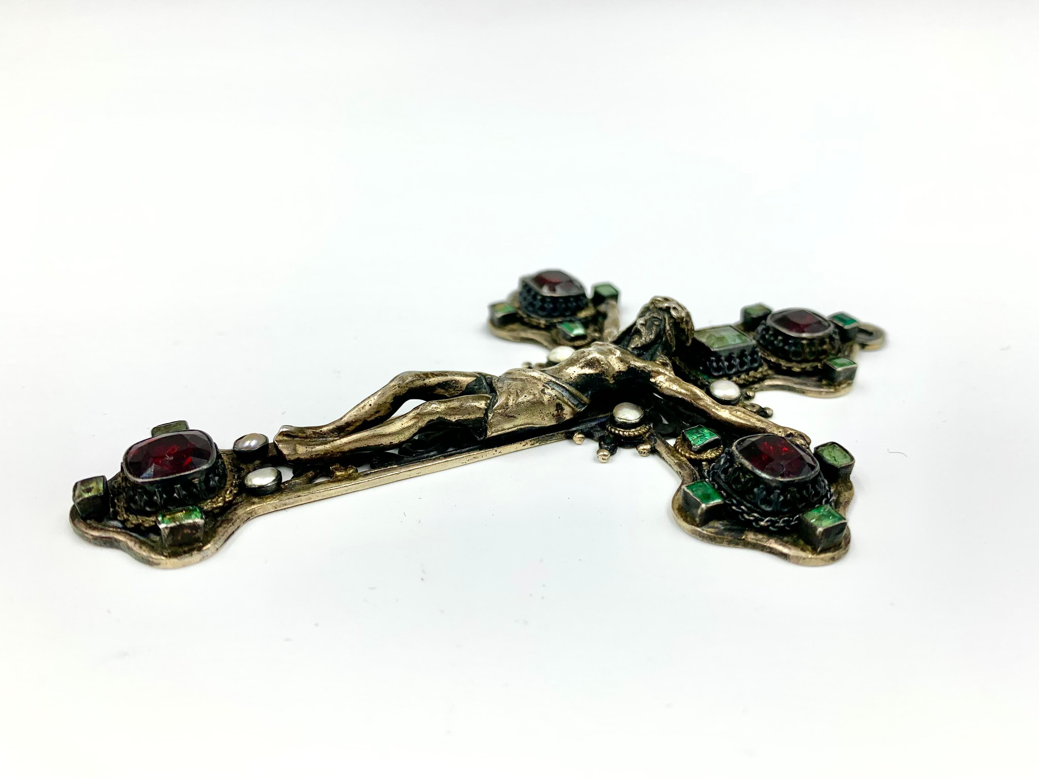 Large Antique High Renaissance Style Emerald Natural Pearl Garnet Silver Cross For Sale 4