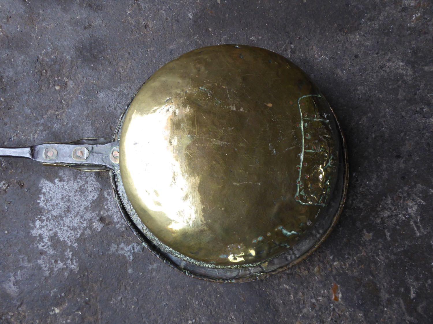 Large Antique Hot Water Bottle  Bed Pan For Sale 2