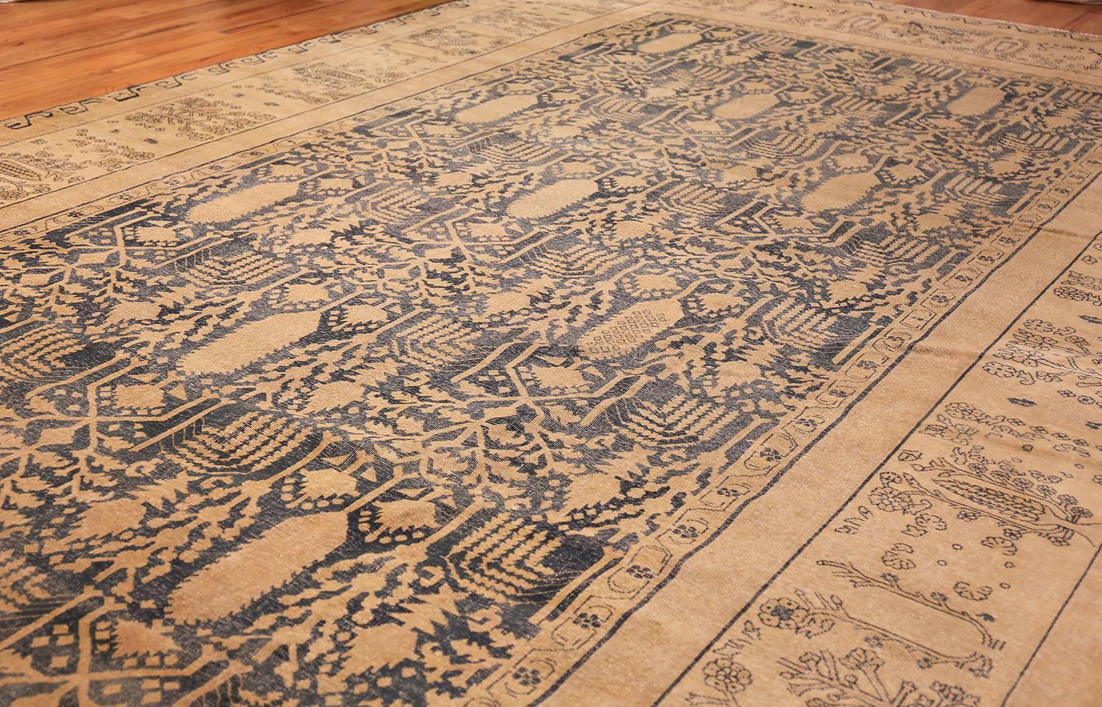 Hand-Knotted Antique Indian Carpet. Size: 10 ft 10 in x 18 ft 6 in (3.3 m x 5.64 m) For Sale