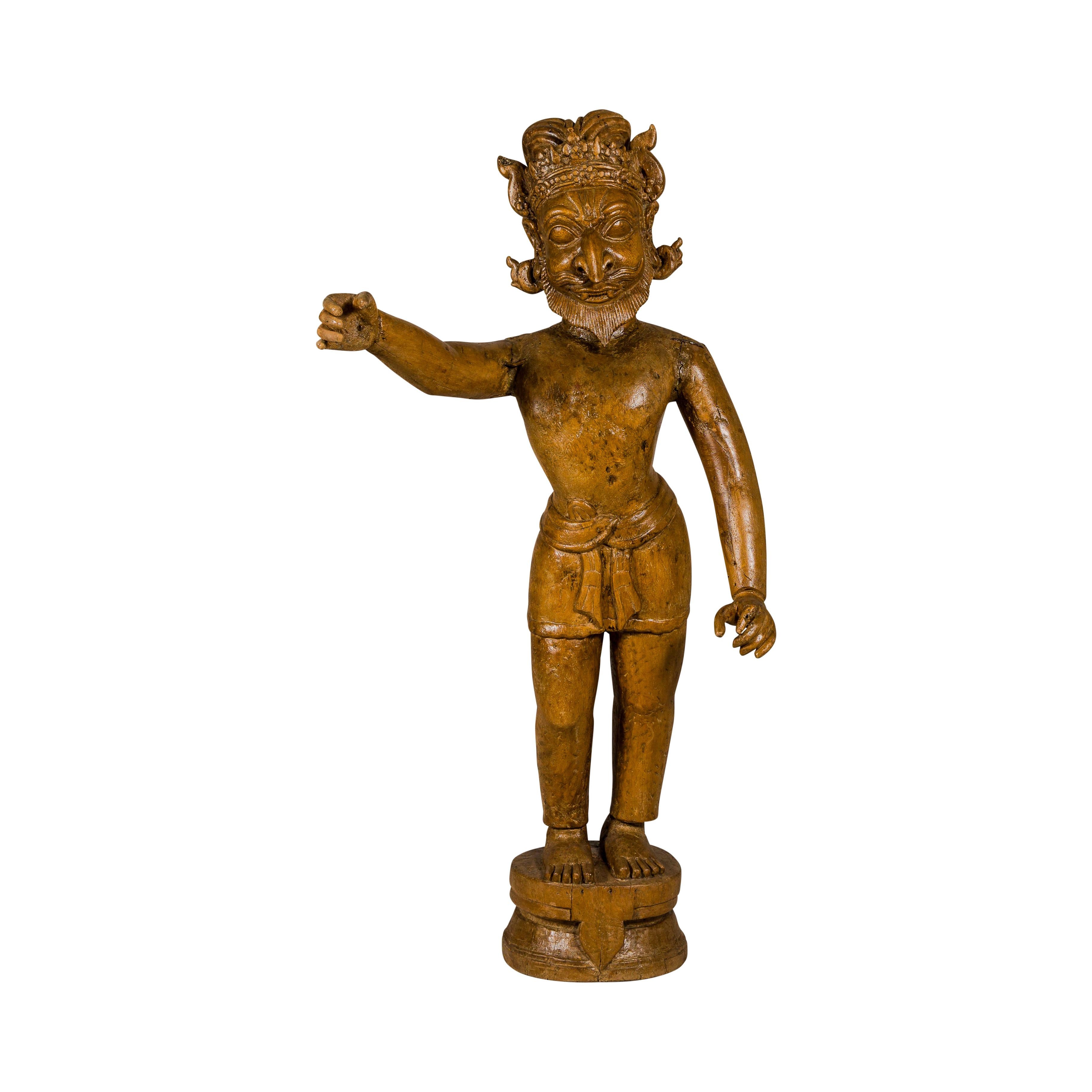 Grande statue indienne ancienne de moghol sur pied en bois sculpté avec bras allongés en vente 6