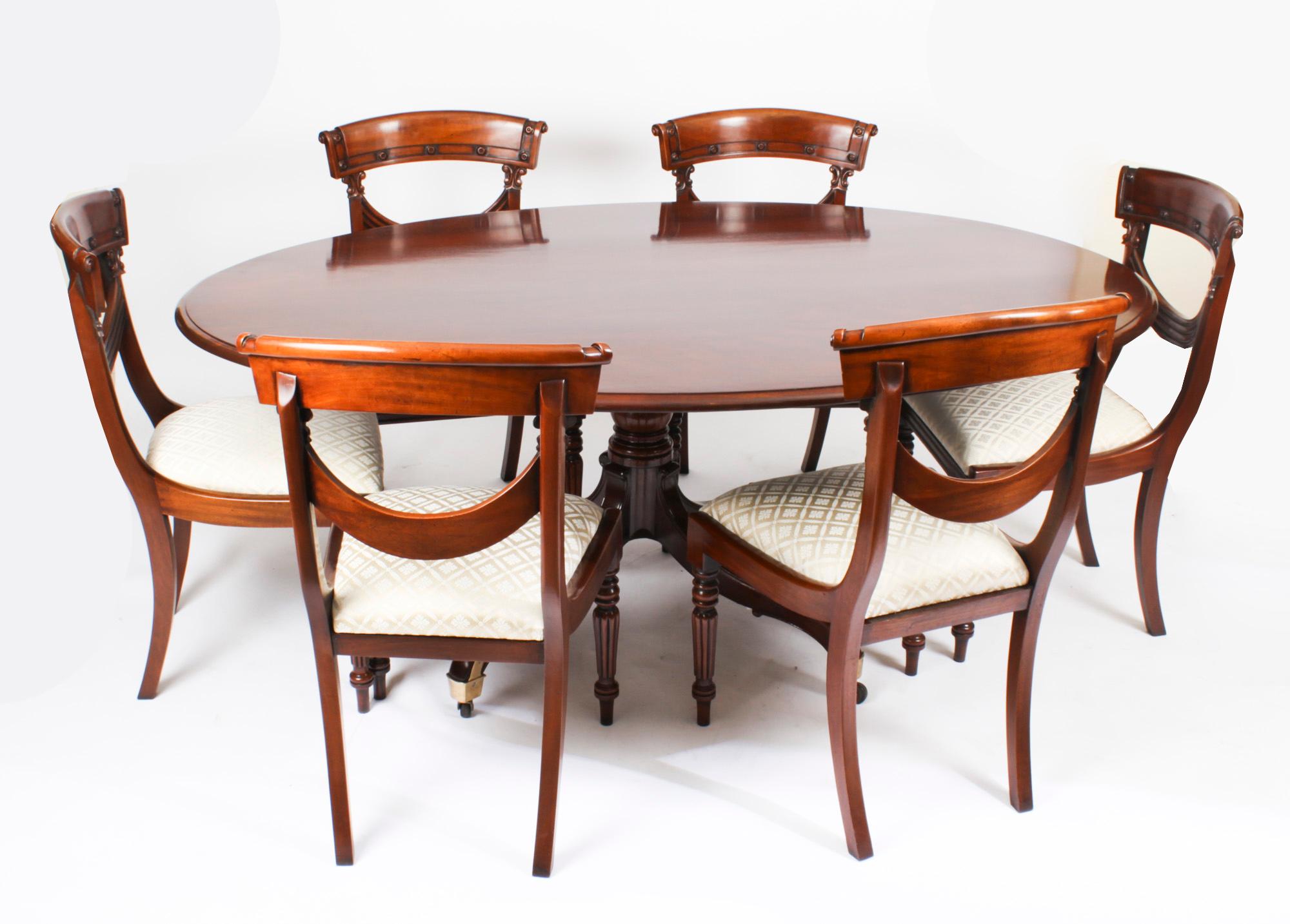 This is a superb large Irish Regency Georgian mahogany Loo / Breakfast table, circa 1830 in date.
 
THE BOTANICAL NAME FOR THE MAHOGANY THAT THIS DINING TABLE IS MADE OF IS SWIETENIA MACROPHYLLA AND THIS TYPE OF MAHOGANY IS NOT SUBJECT TO CITES