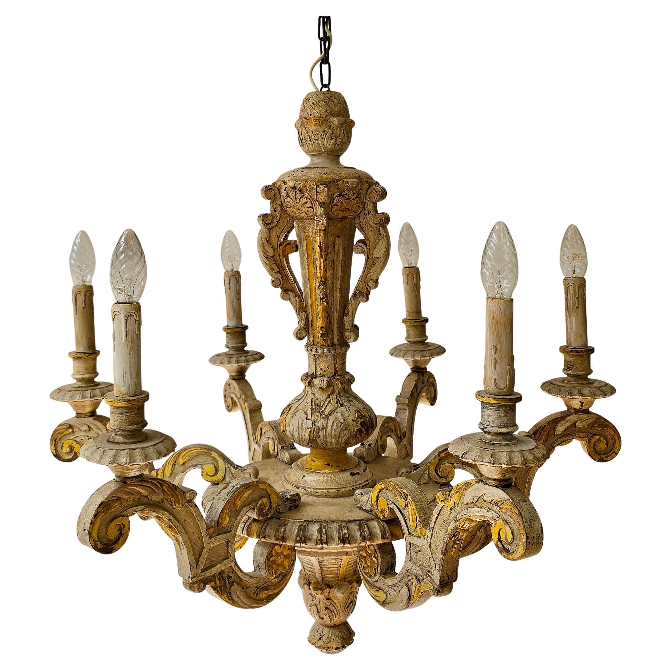 Large Antique Italian Baroque Chandelier in Carved Wood, Rustic Wabi-Sabi Patin In Good Condition For Sale In Antwerp, BE