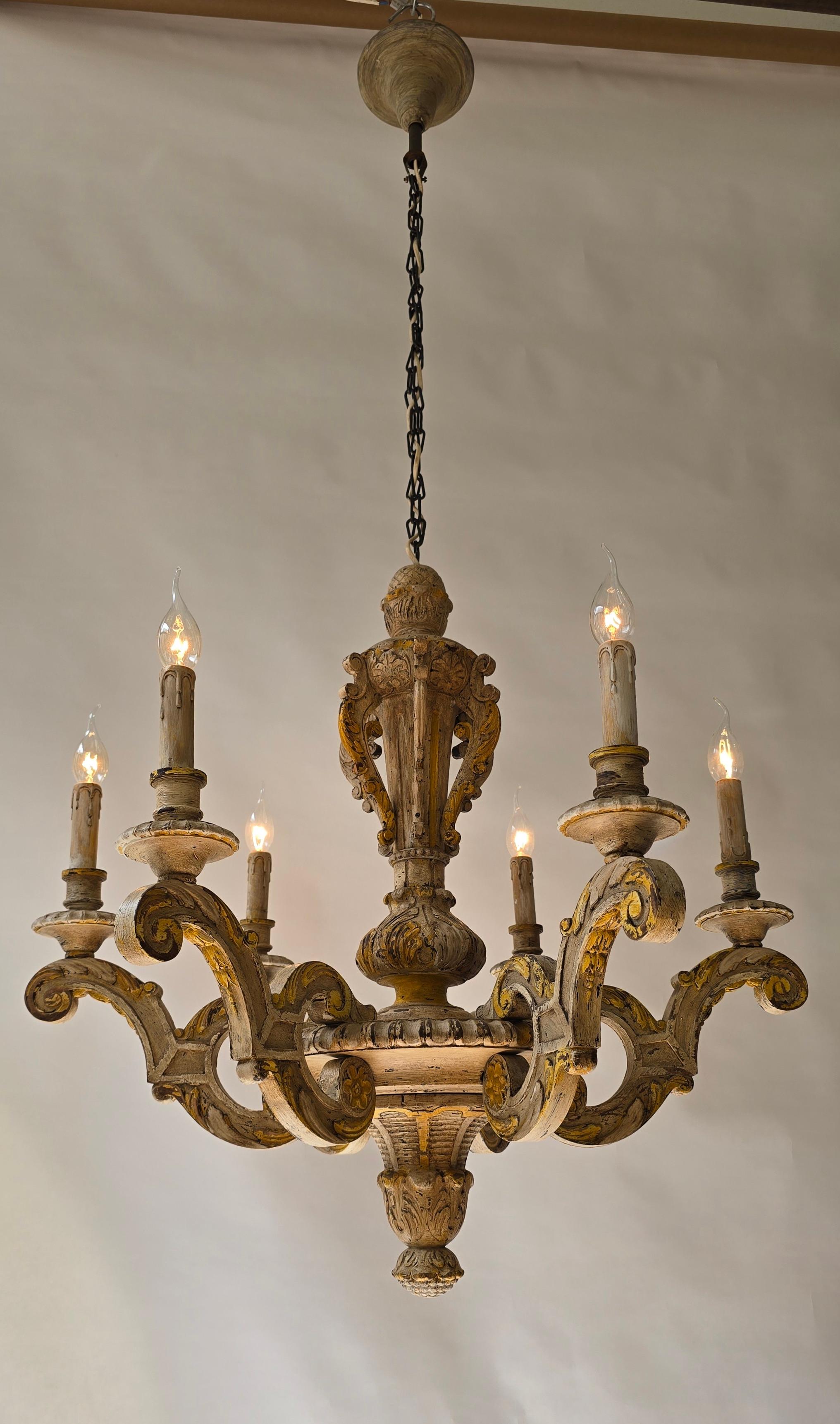 19th Century Large Antique Italian Baroque Chandelier in Carved Wood, Rustic Wabi-Sabi Patin For Sale