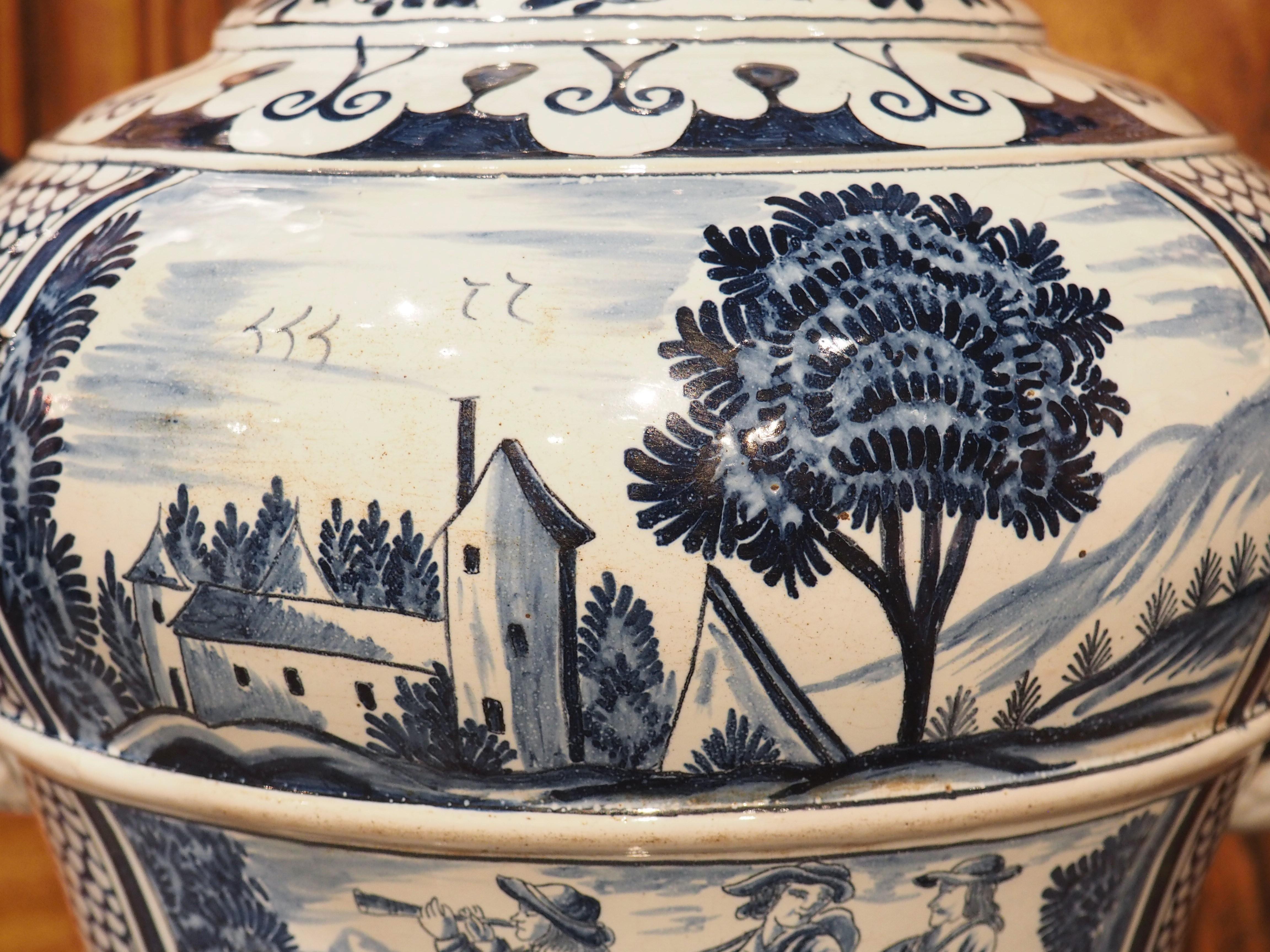 Large Antique Italian Blue and White Lidded Urn, 19th Century For Sale 10