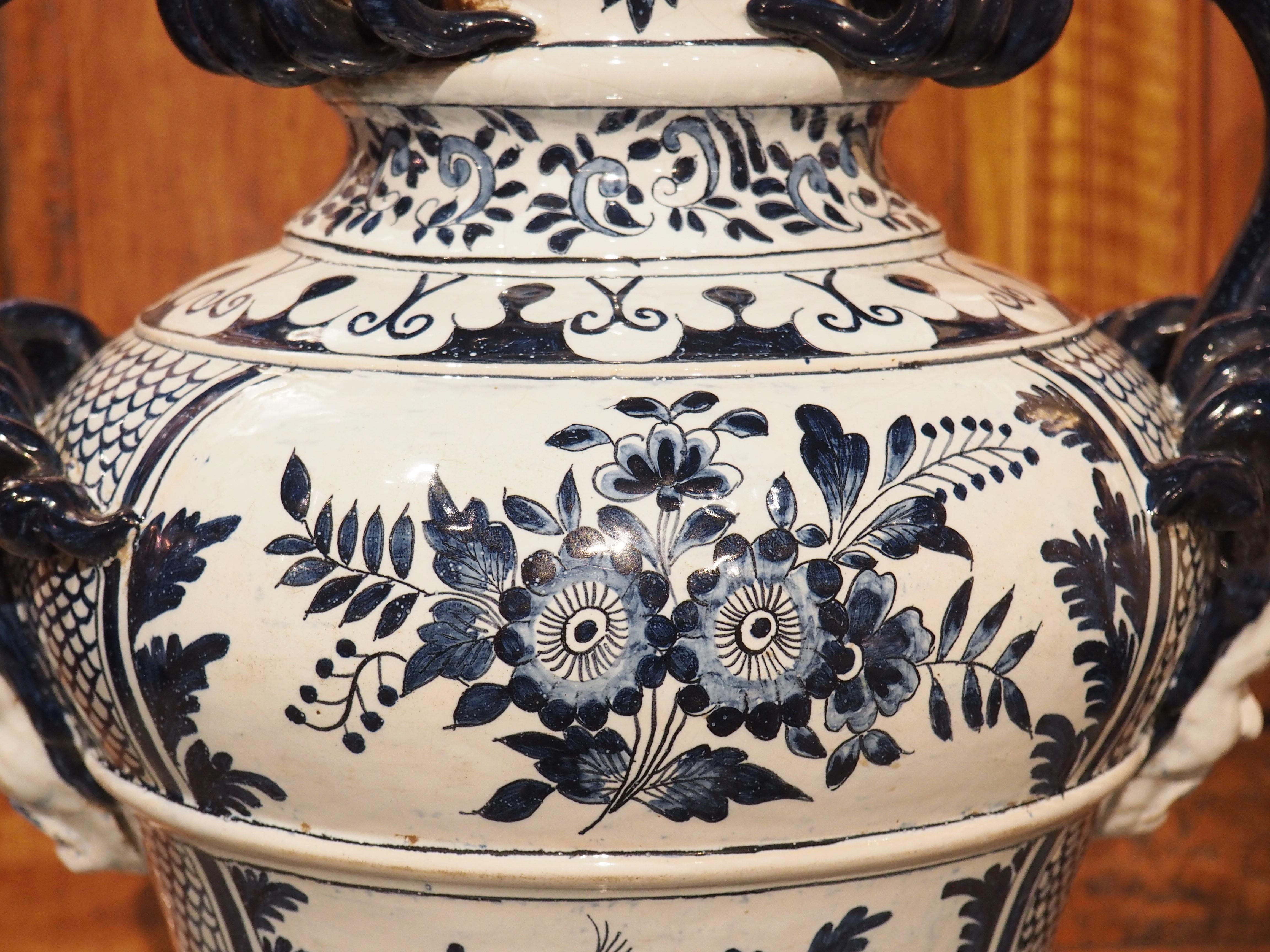 Large Antique Italian Blue and White Lidded Urn, 19th Century For Sale 1