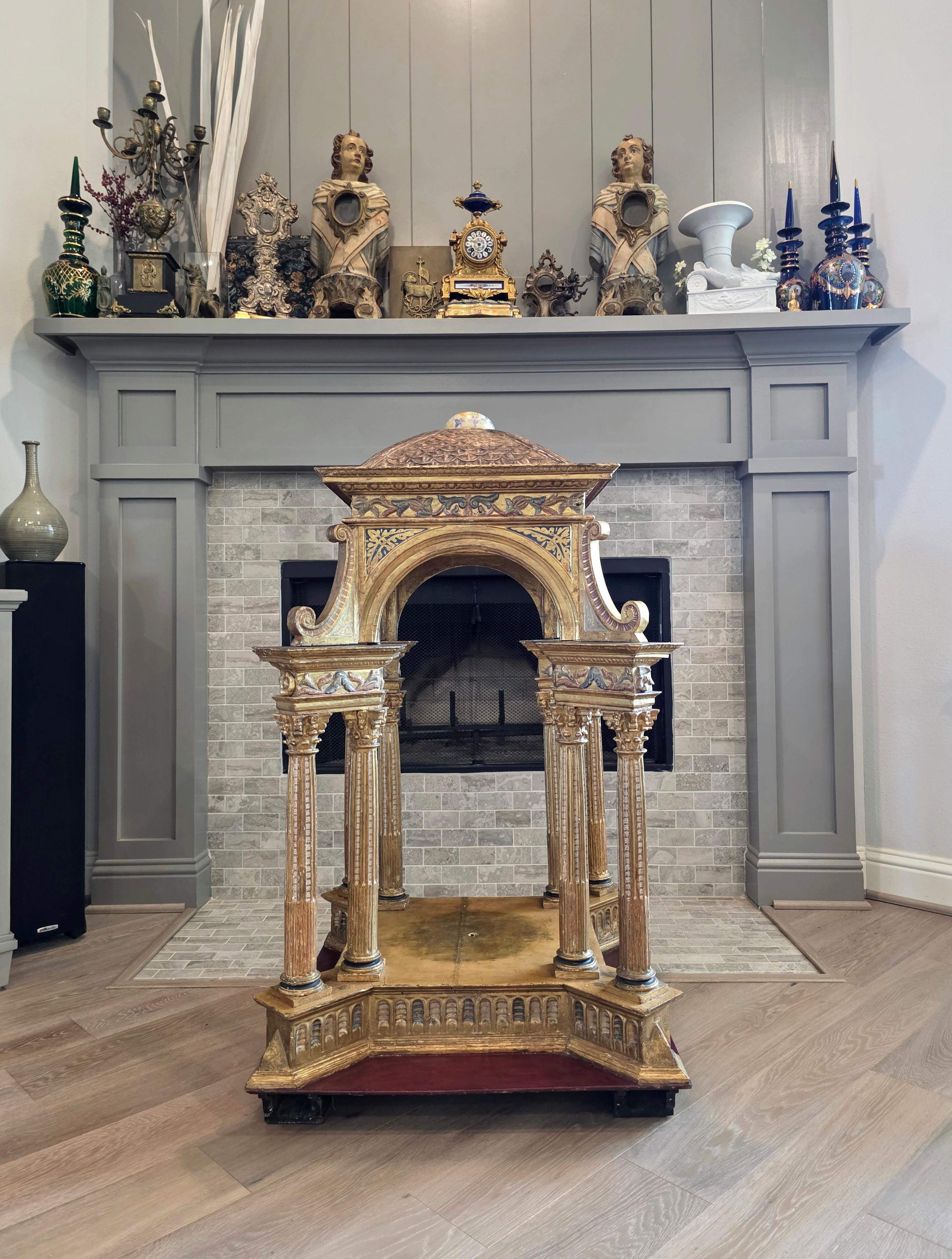 Large Antique Italian Church Carved Gilt Polychrome Tabernacle Altar Niche In Good Condition For Sale In Forney, TX