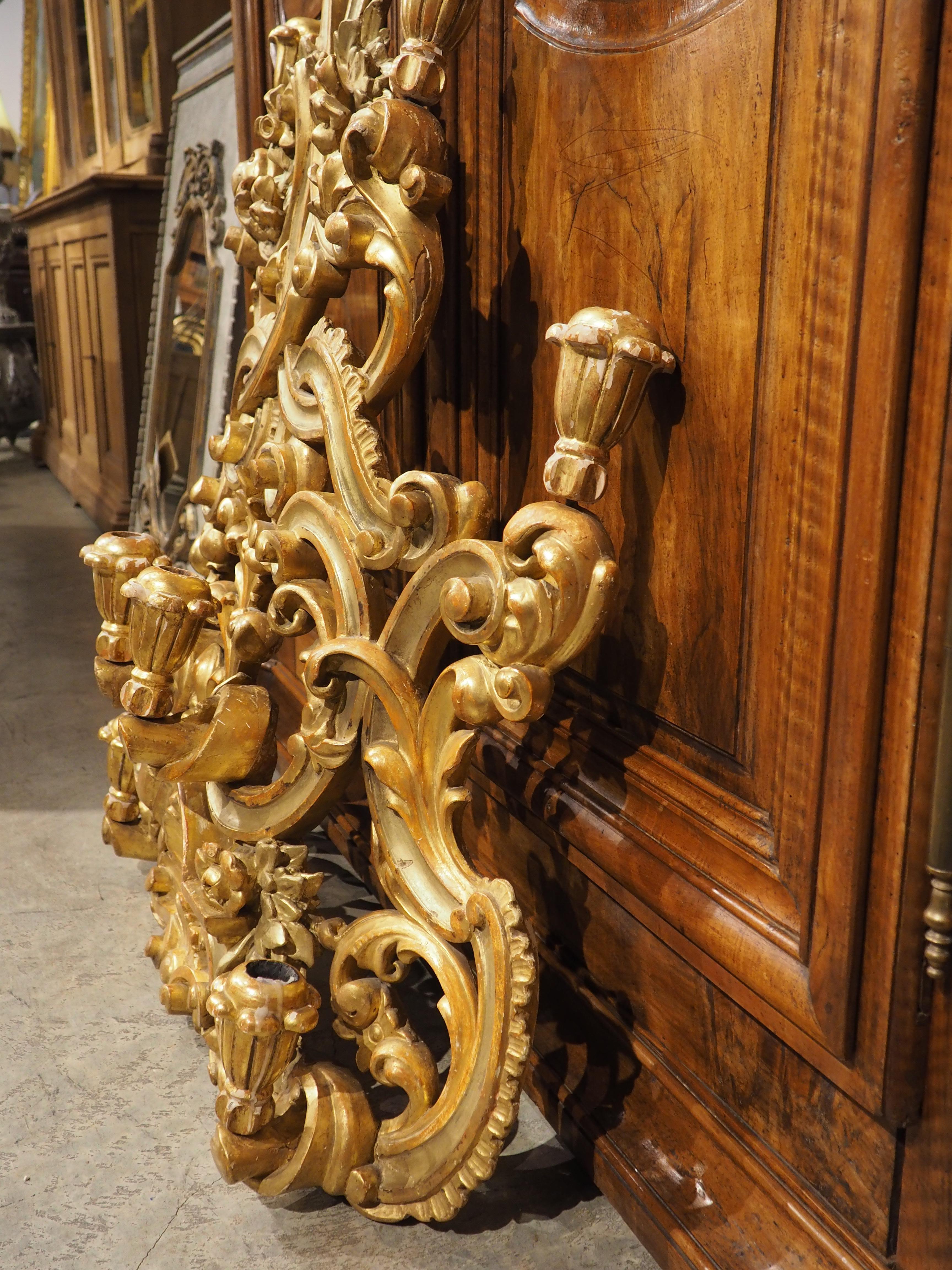 Large Antique Italian Giltwood 8-Light Wall Candelabra, Circa 1750 For Sale 10