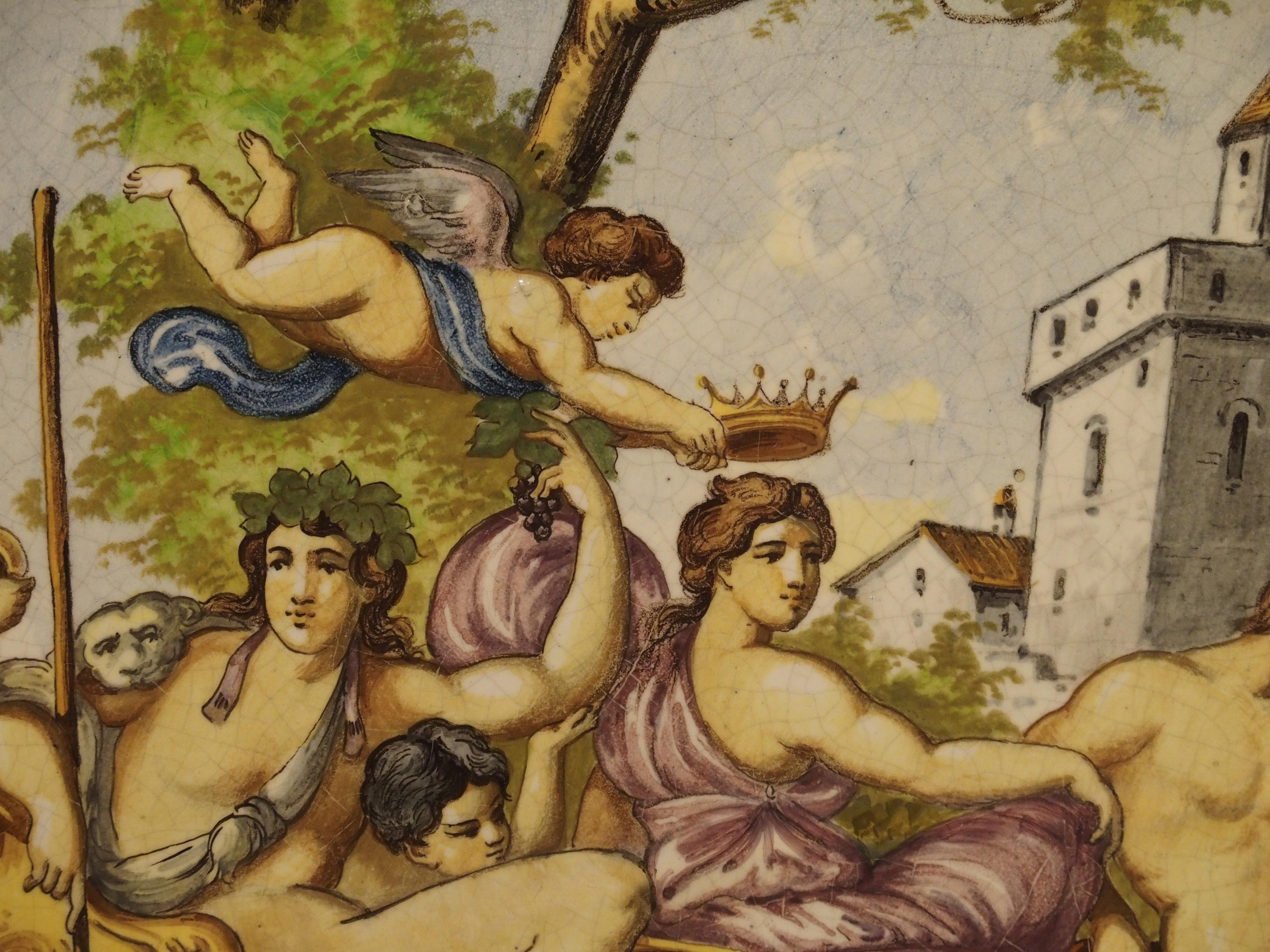 Peint à la main Grand plateau ancien en majolique italienne, Bacchus et Ariane en vente