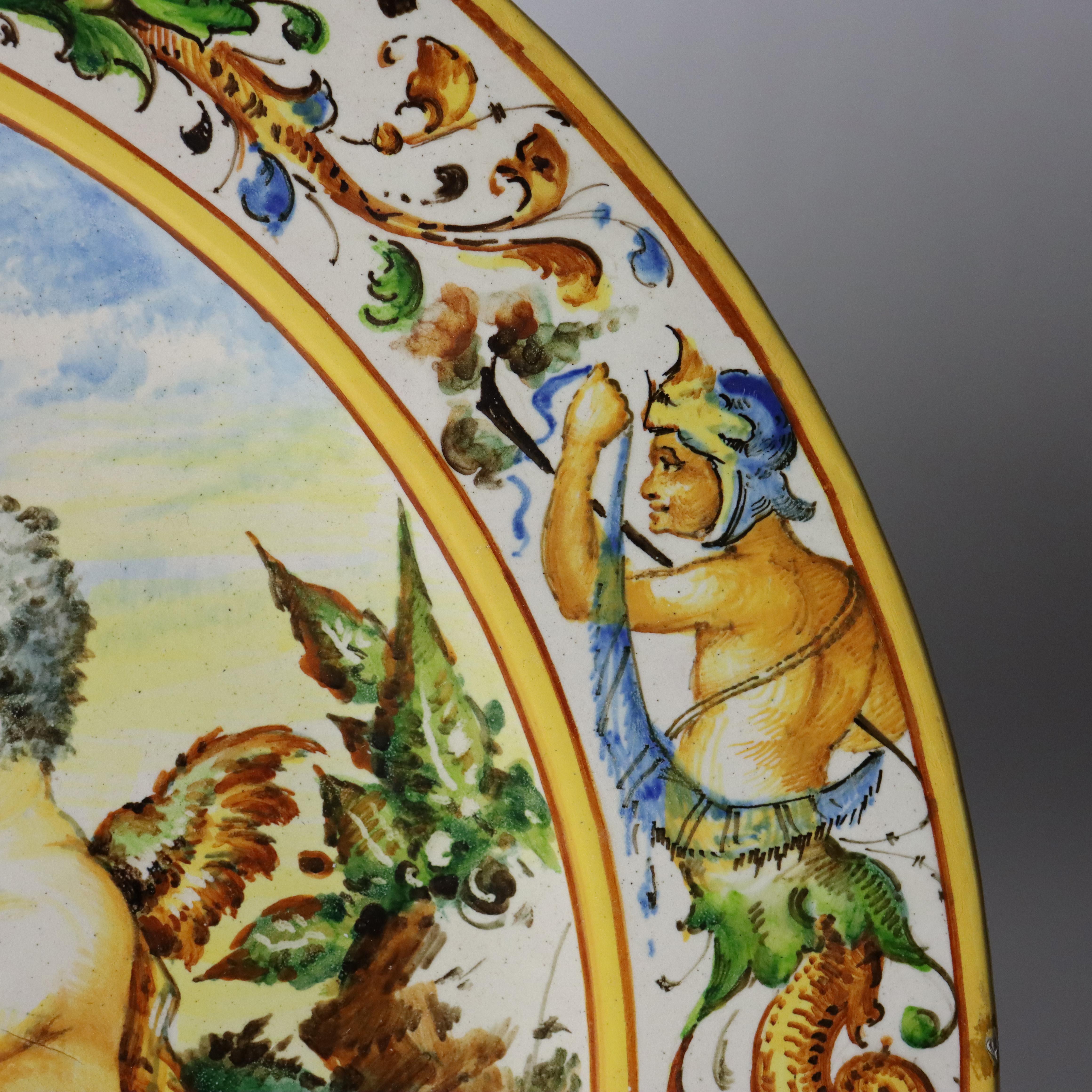 Poteries Grand chargeur italien ancien en poterie majolique néoclassique avec chérubins 19e siècle en vente