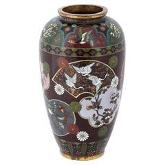 Grand vase japonais ancien en émail cloisonné attribué à Kyoto Shibata