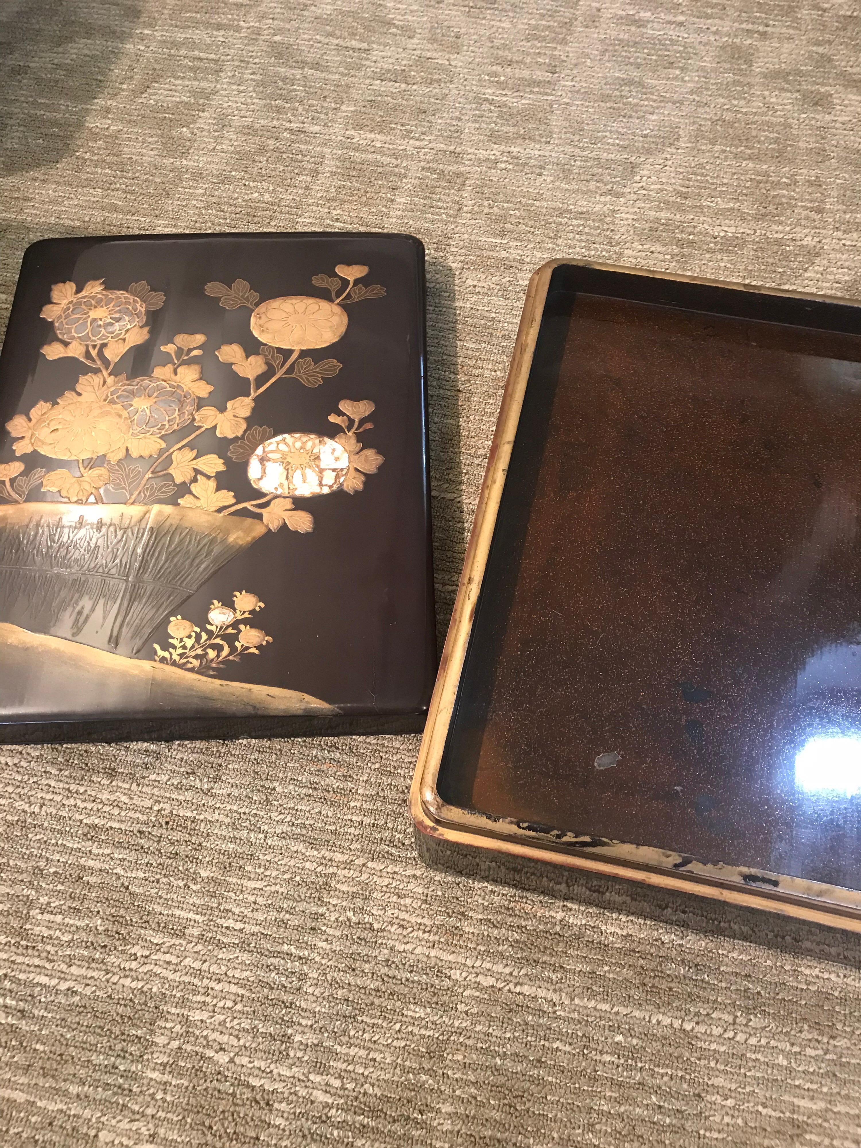 Large Antique Japanese Lacquer Box 6