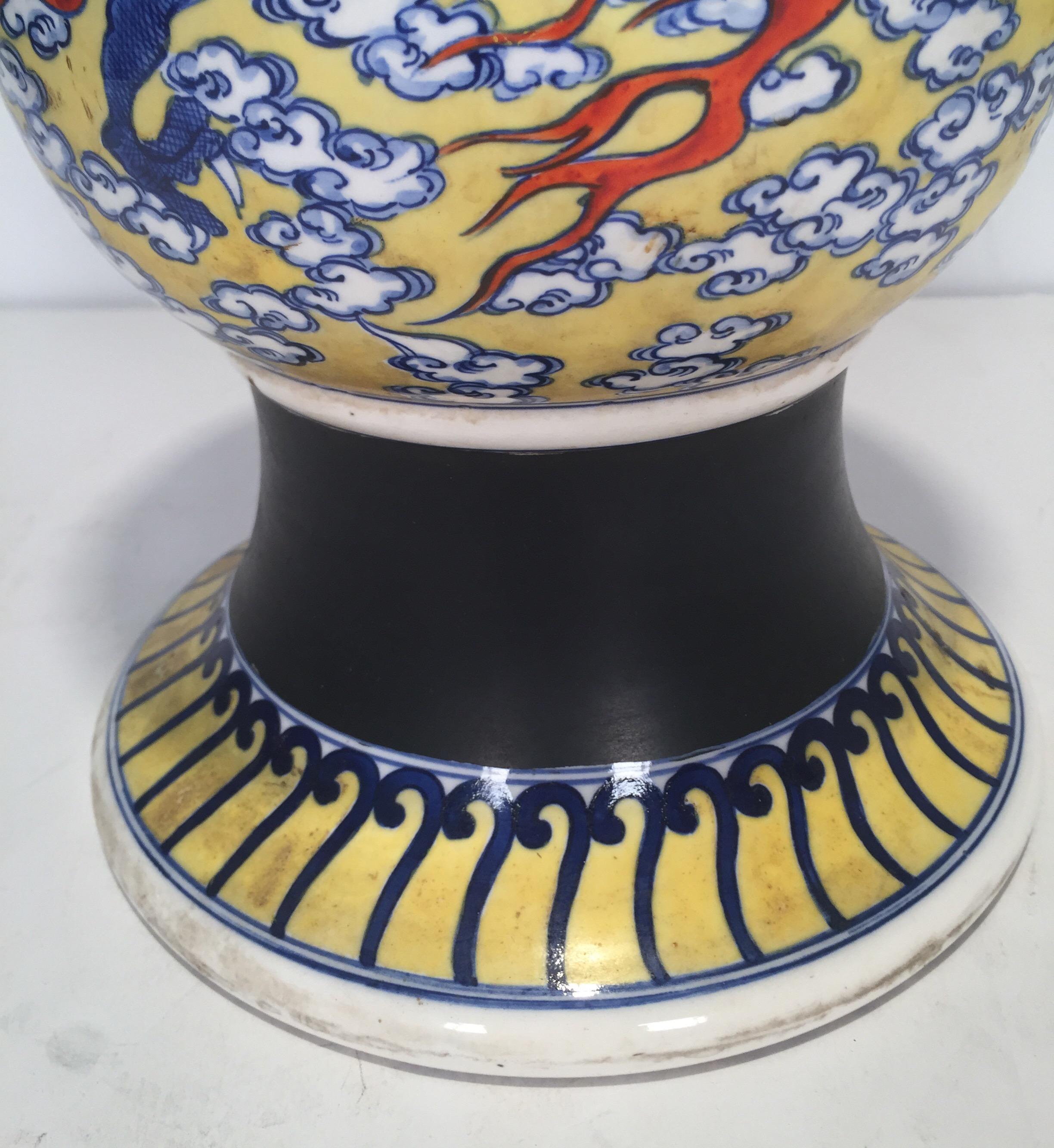 Ceramic Large Antique Japanese Makuzu Kozan Studio Vase, circa 1900