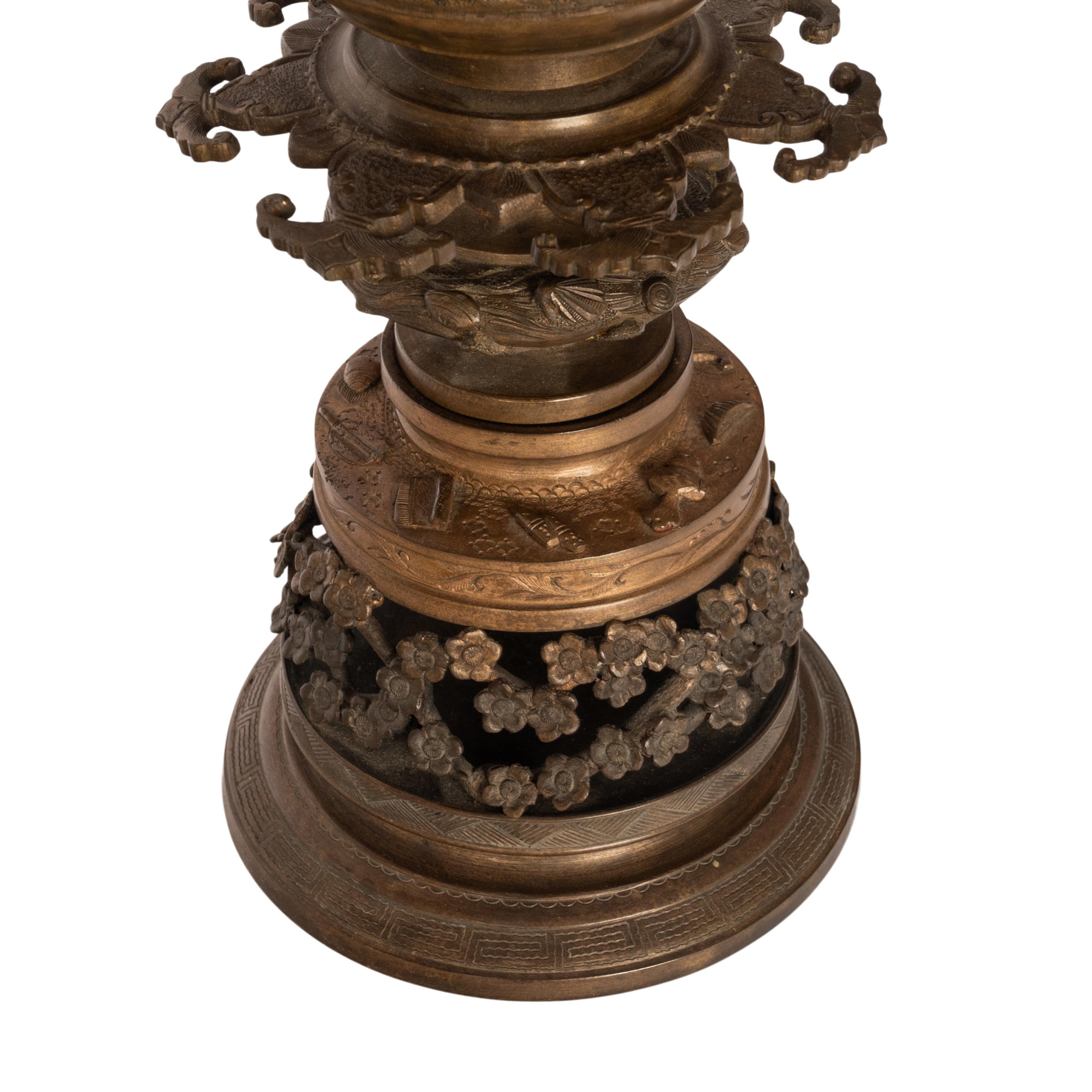 Large Antique Japanese Meiji Bronze Koro Censer insense Burner Urn Eagle & Snake 12