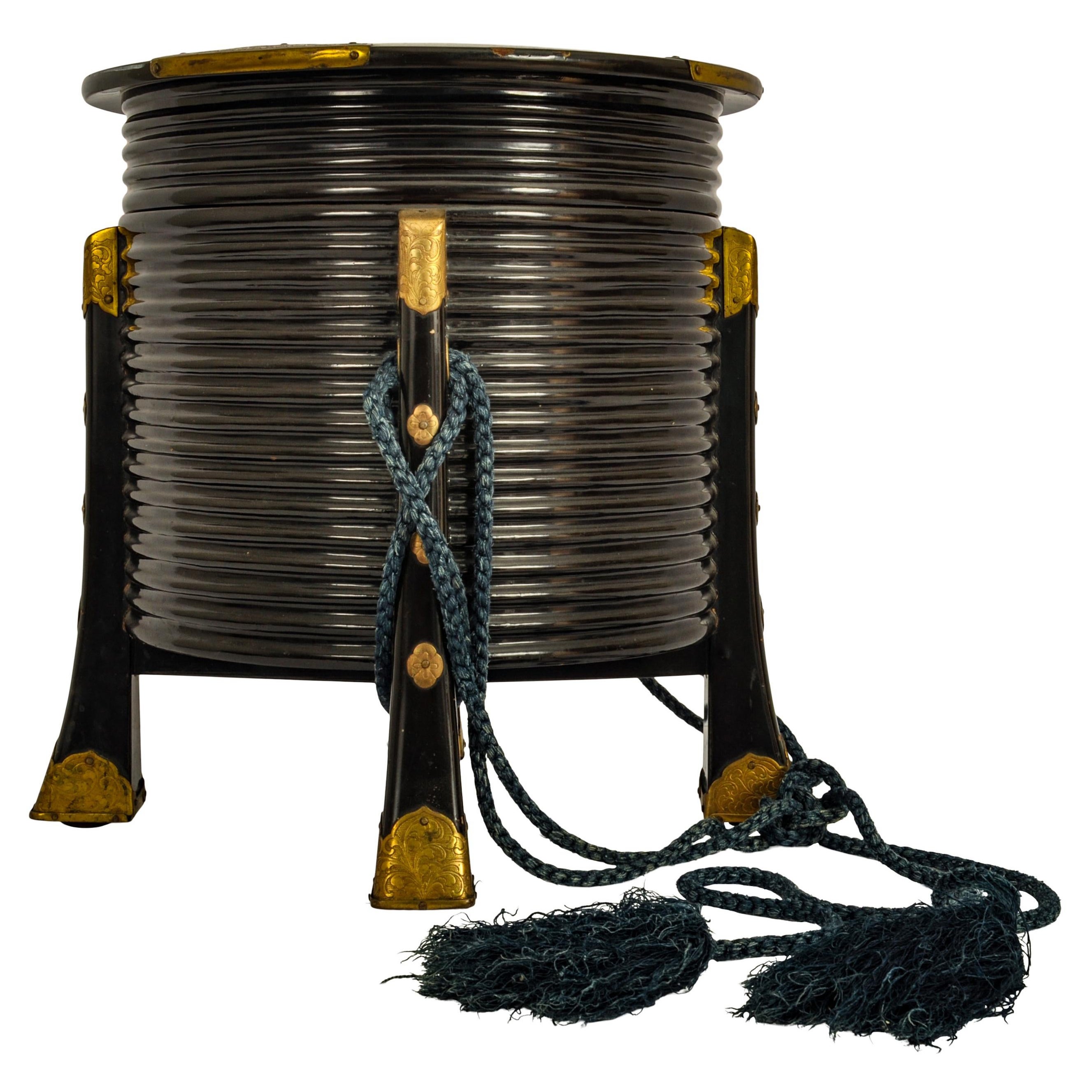 Grande scatola circolare in lacca Hokai del periodo Meiji giapponese e coperchio 1890