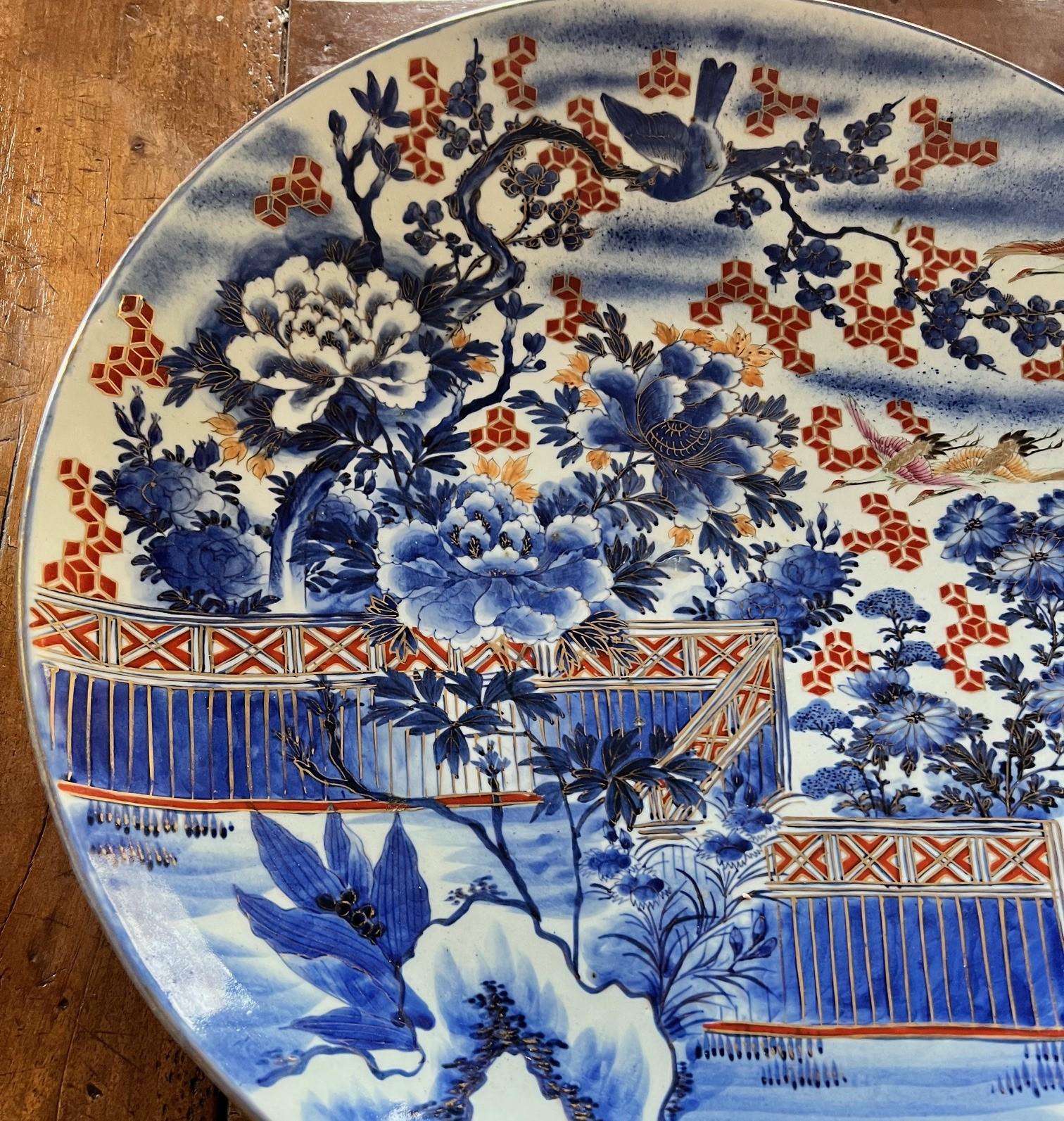 Late 19th Century Large Antique Japanese Meiji Period Imari Porcelain Charger Marked Wanshan Zao For Sale