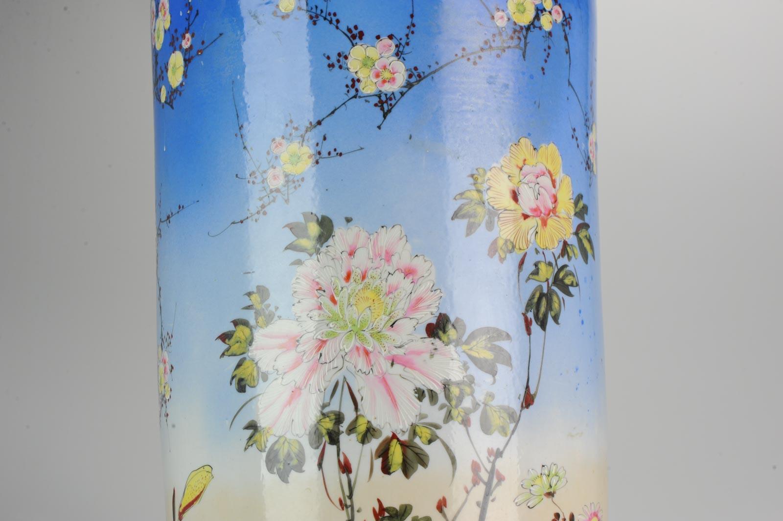 Large Antique Japanese Porcelain 20th Century Hat Stand Vase with Flowers Marked For Sale 3