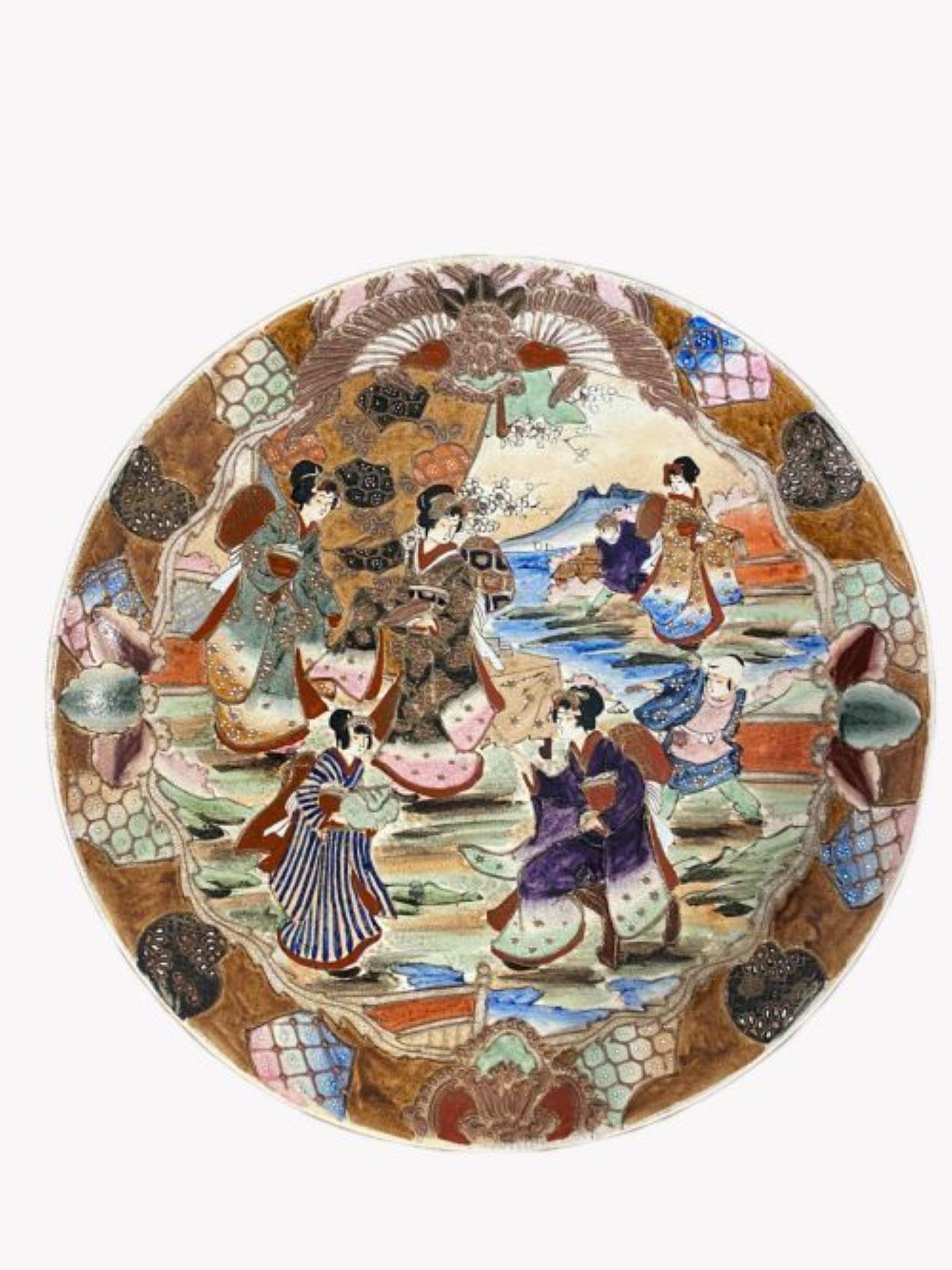 Large antique Japanese quality Satsuma hand painted plate,
Fantastic quality hand painted Japanese charger with wonderful Japanese figures in hand painted colourful decoration in vivid red, gold, blue, green, white and orange.