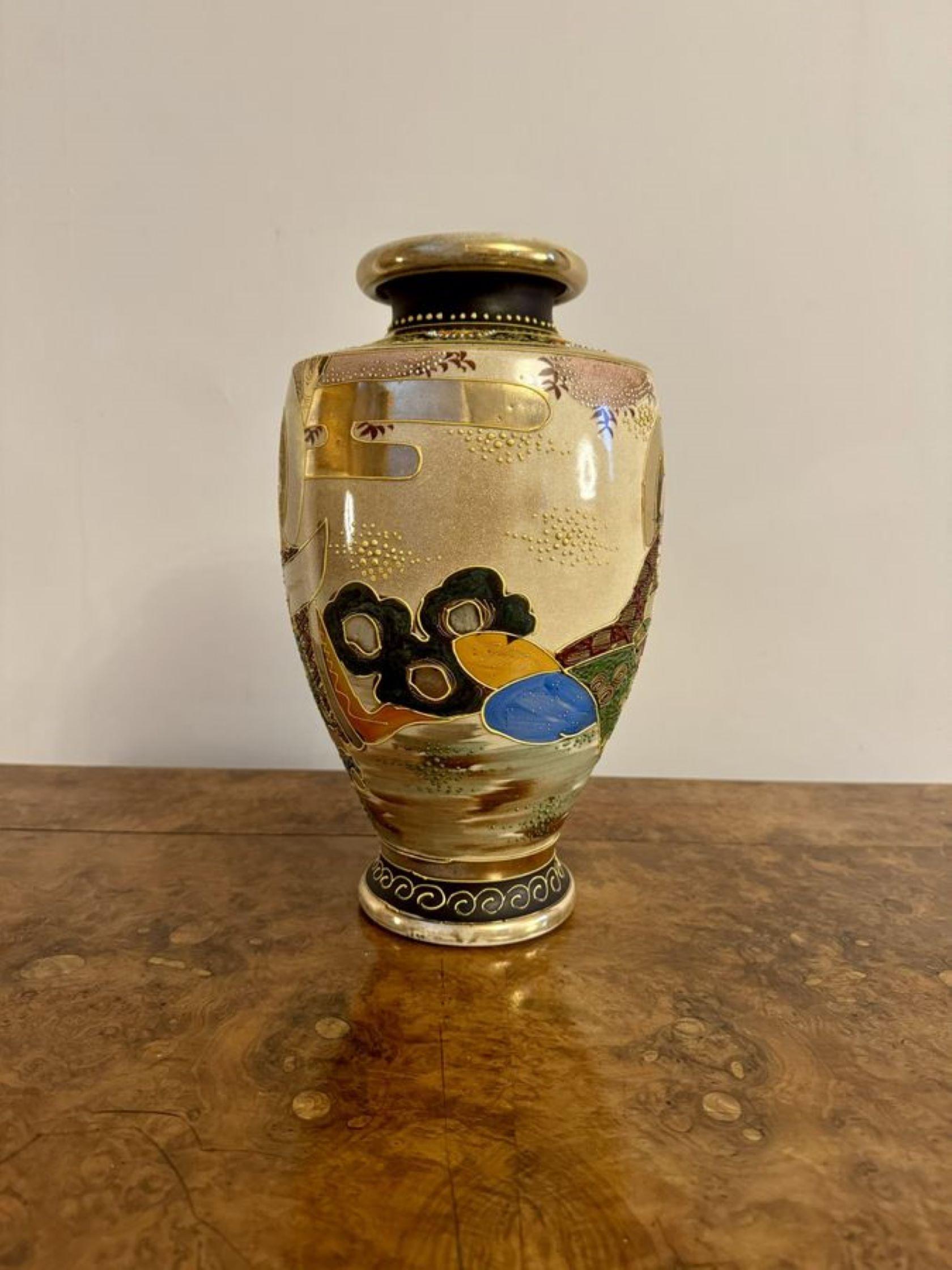Gran jarrón satsuma japonés antiguo Cerámico en venta