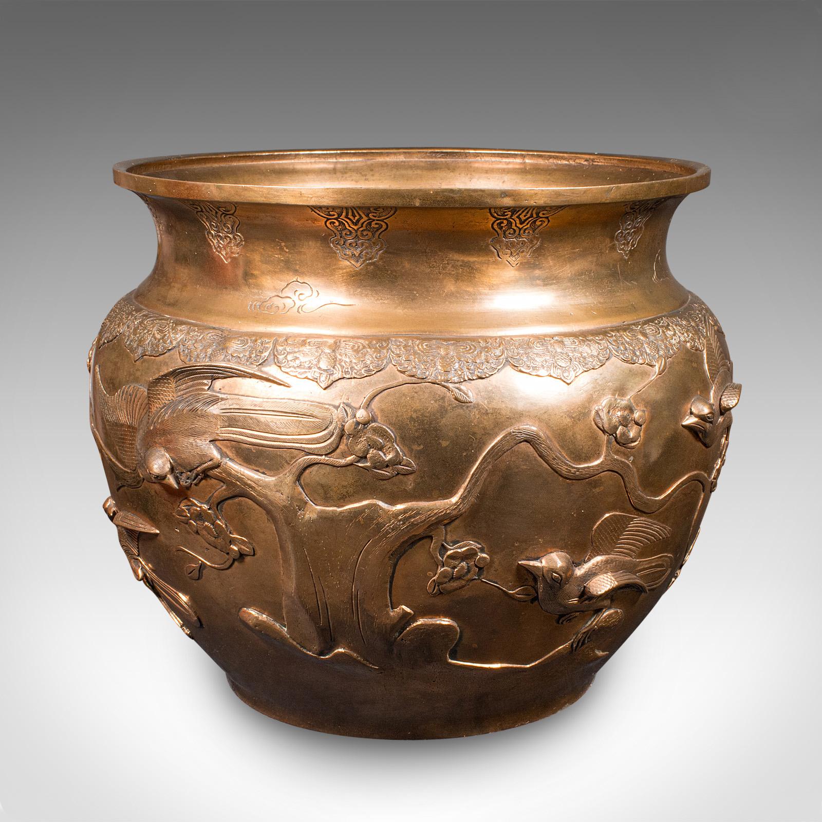 Grande vaso antico Jardinière, giapponese, bronzo, fioriera per alberi, vittoriano, Meiji In condizioni buone in vendita a Hele, Devon, GB
